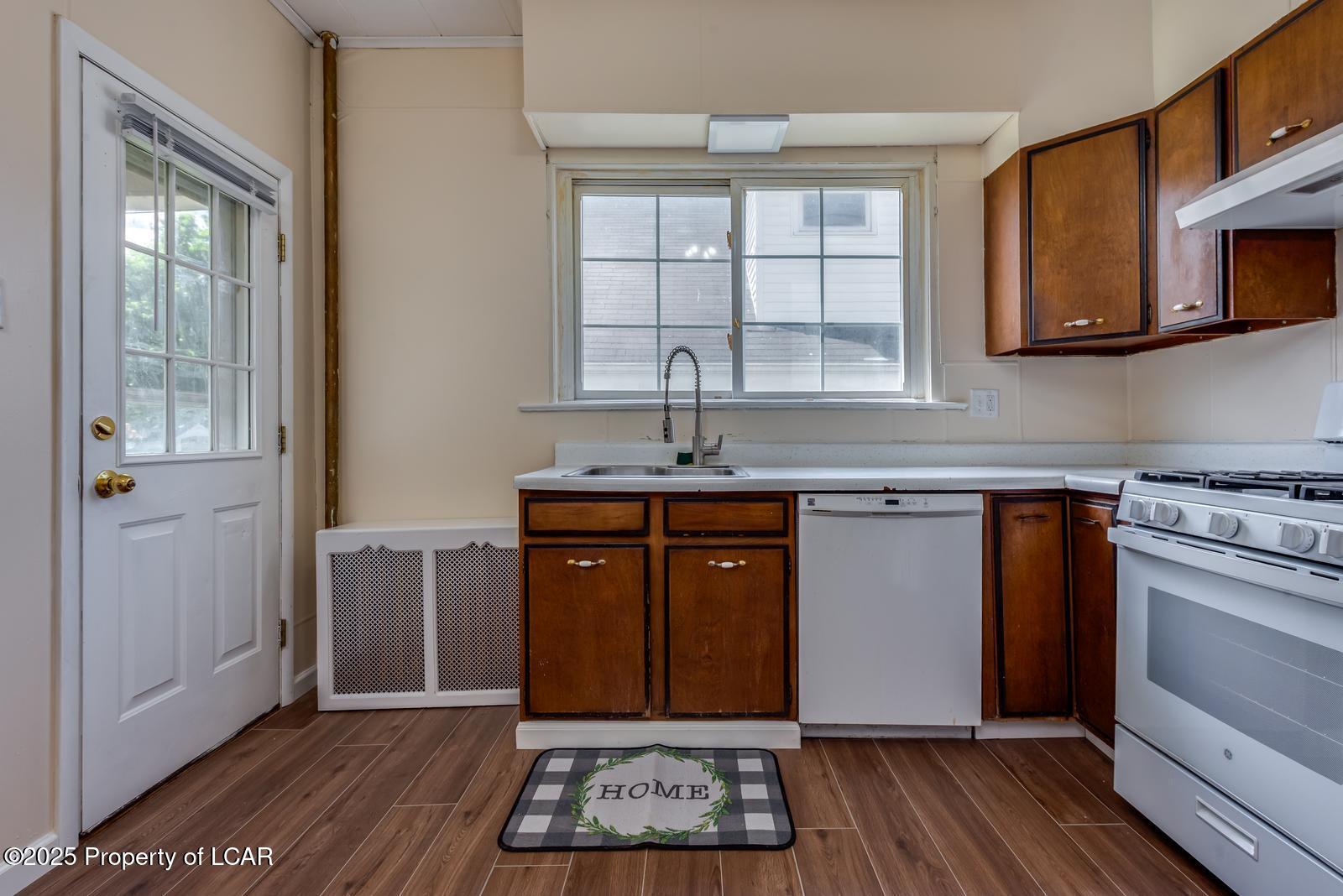 76 Amherst Avenue, Wilkes-Barre, Alaska image 9