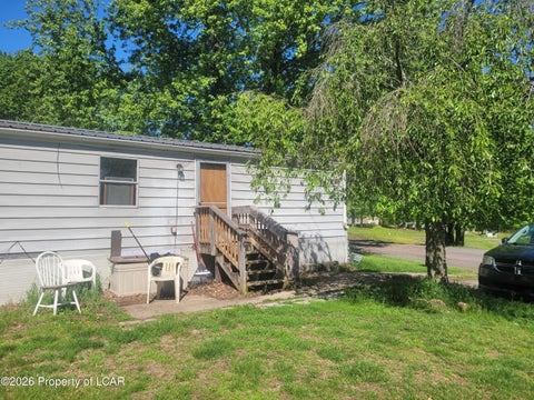 Mobile Home For Sale - 266 Silver Maple Lane<br/> Luzerne County, Freeland, PA 18224