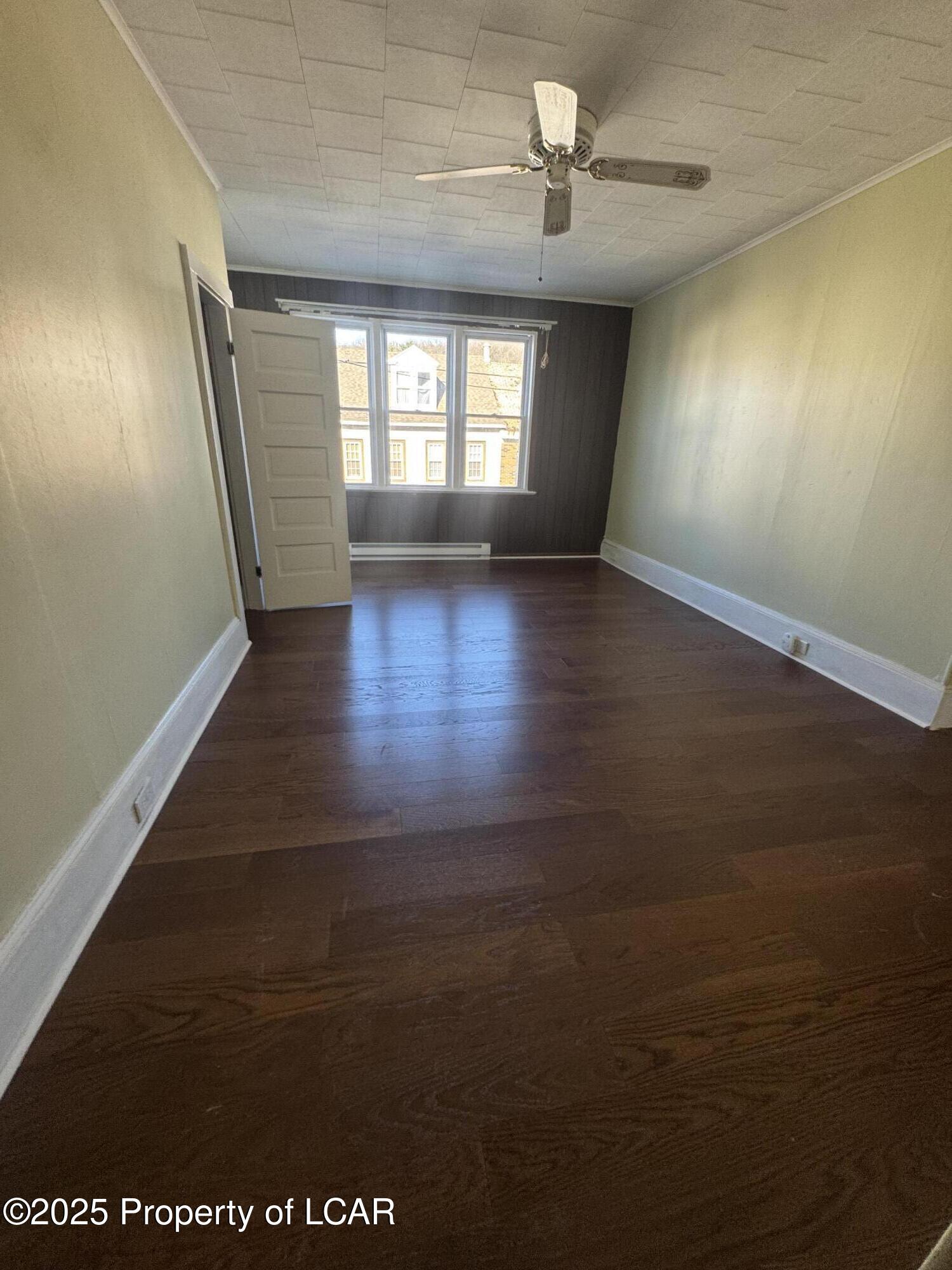 620 N Walnut Street, Ashland, Pennsylvania image 4