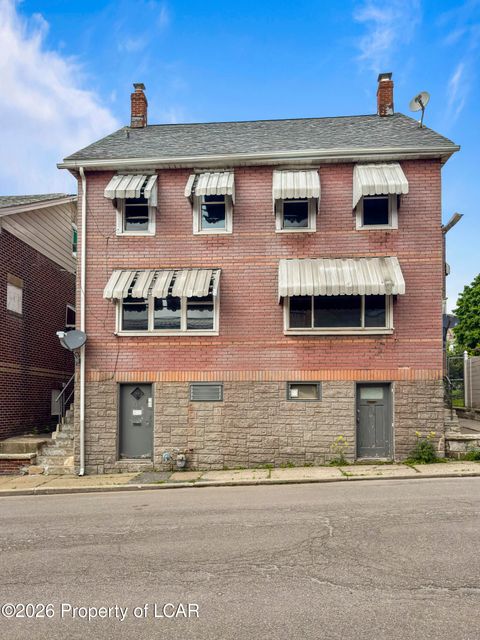 Multifamily For Sale - 427 429 5th Street<br/> Hazleton, PA 18201