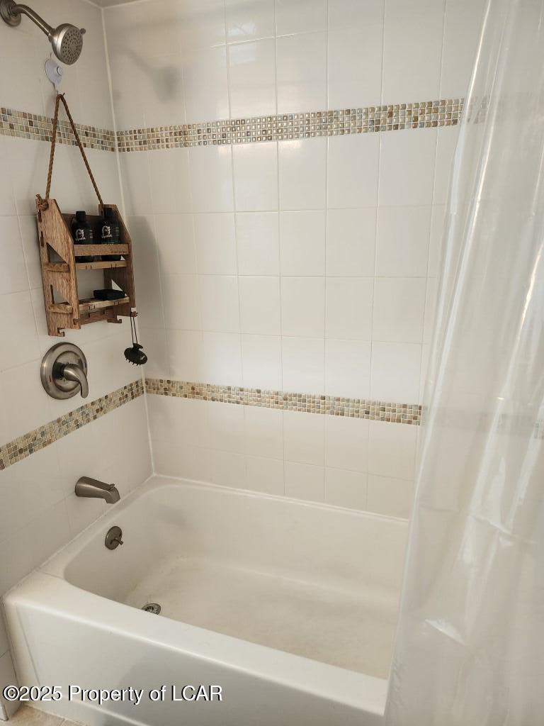 1415 Lower Demunds Road, Dallas, Texas image 13