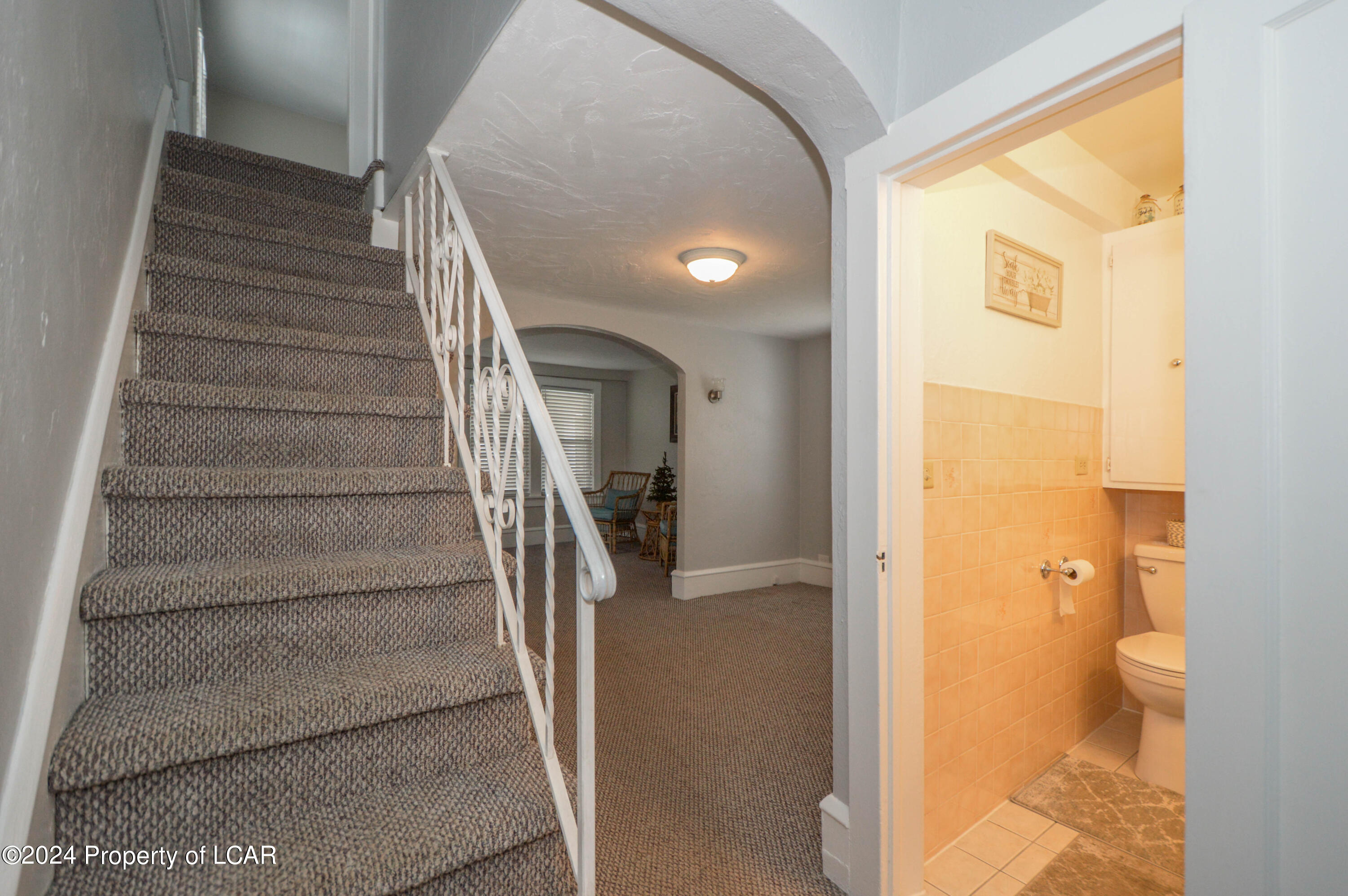 Dallas, Pennsylvania 18612, United States, 2 Bedrooms Bedrooms, ,1 BathroomBathrooms,Residential,Active,147692