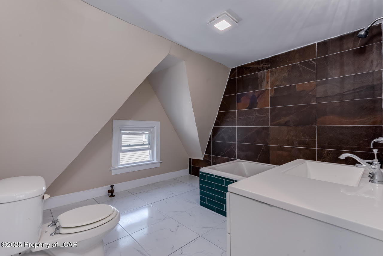 400 W Carey Avenue #4, Wilkes-Barre, Texas image 10
