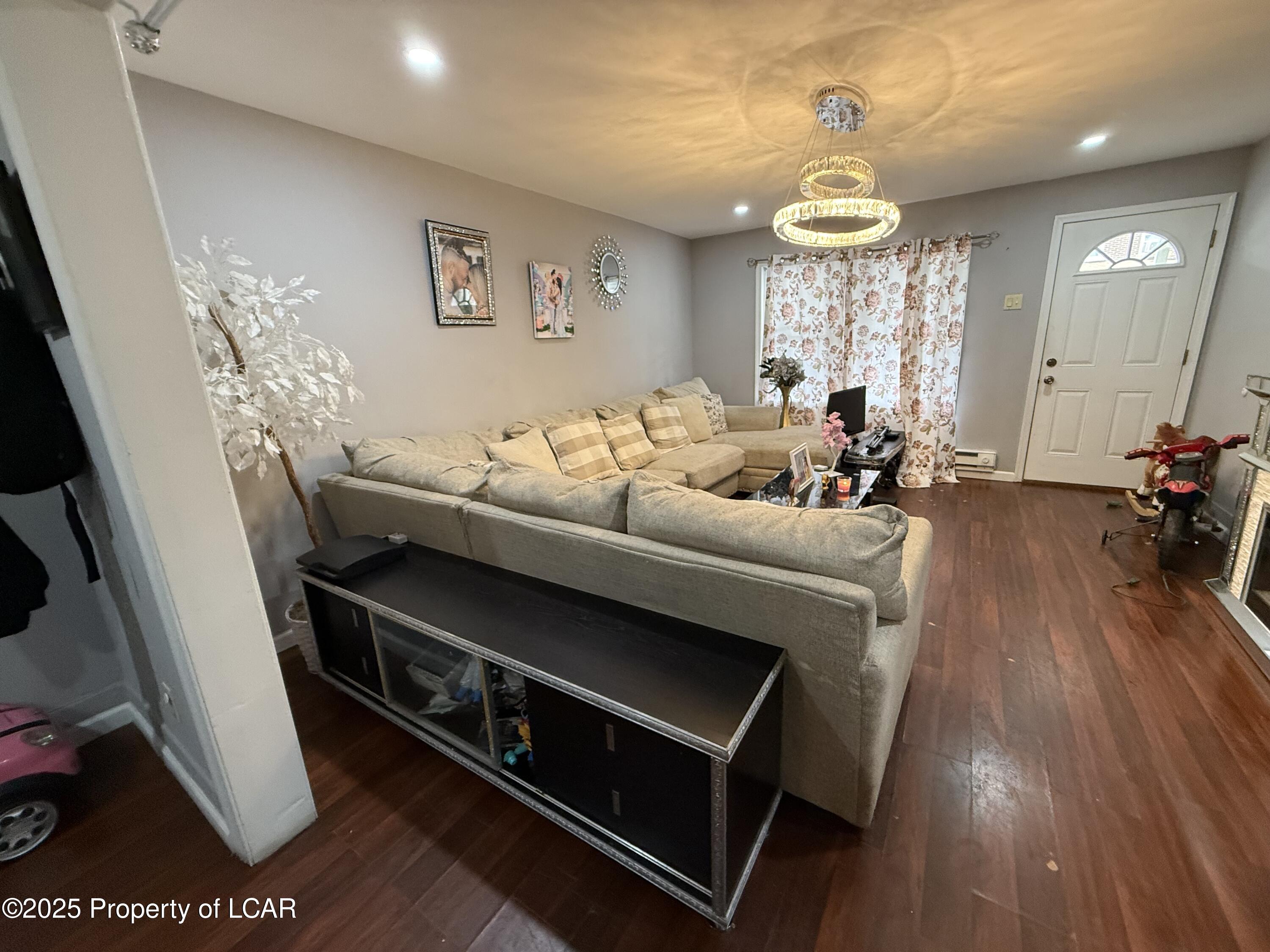124 Putnam Street, West Hazleton, Texas image 3