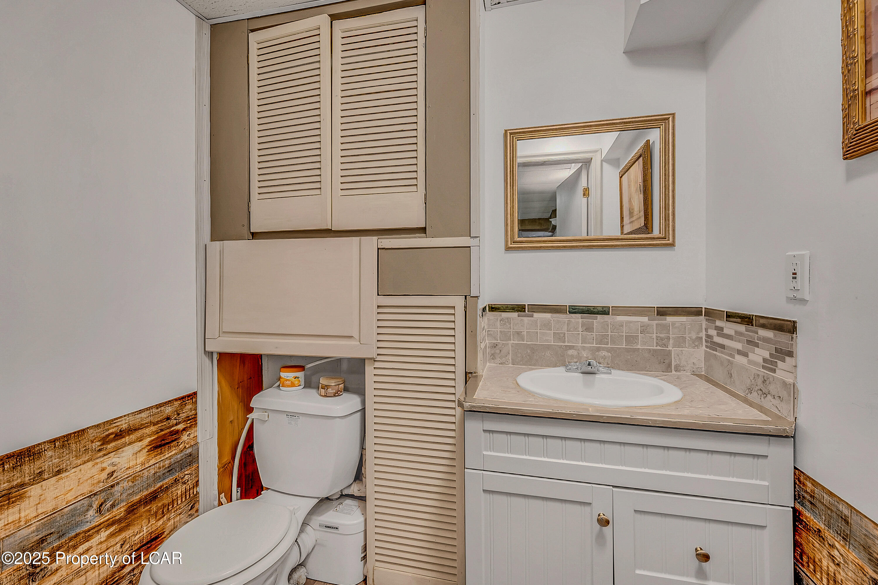 288 Terrace Avenue, Trucksville, Idaho image 38