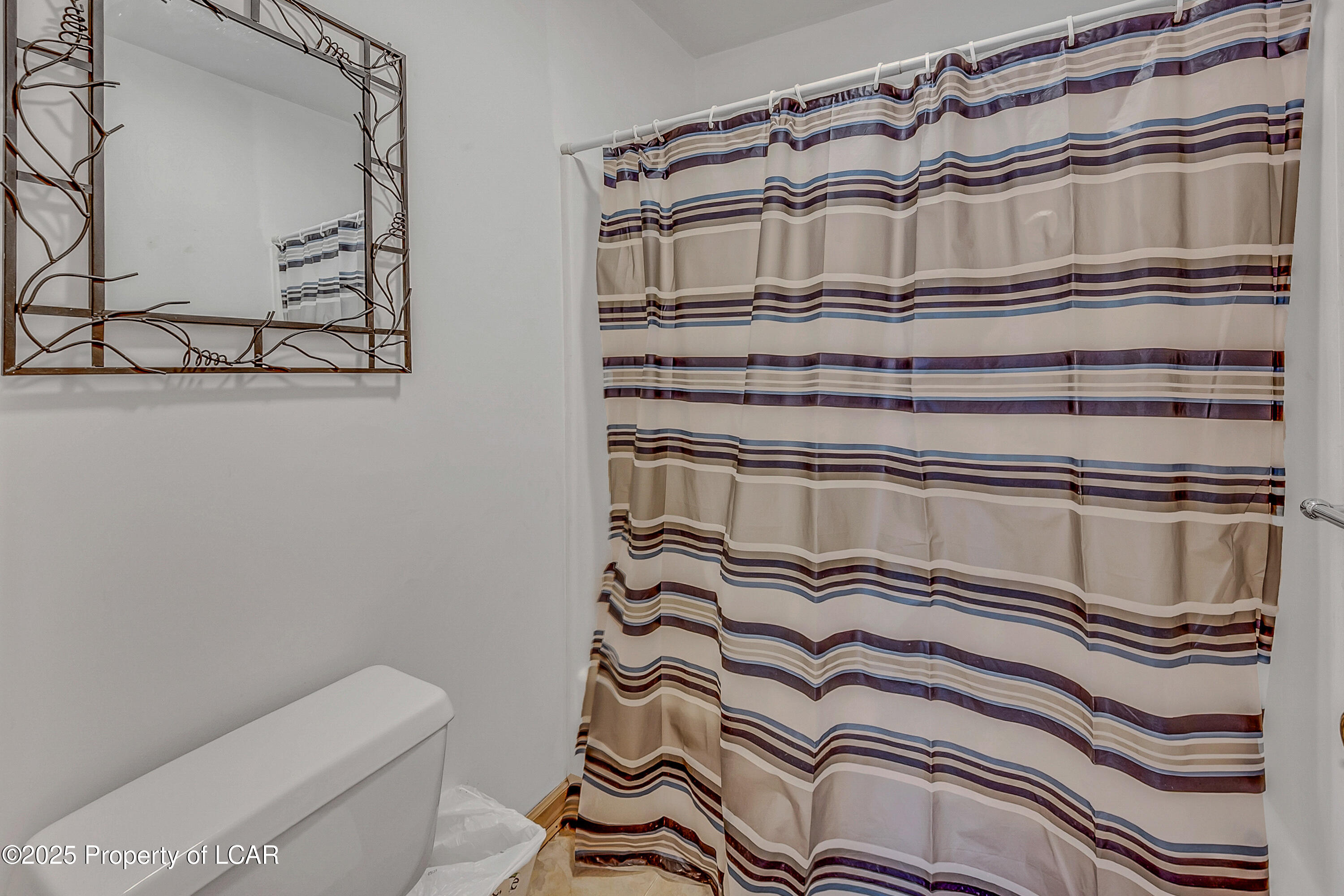 288 Terrace Avenue, Trucksville, Idaho image 25