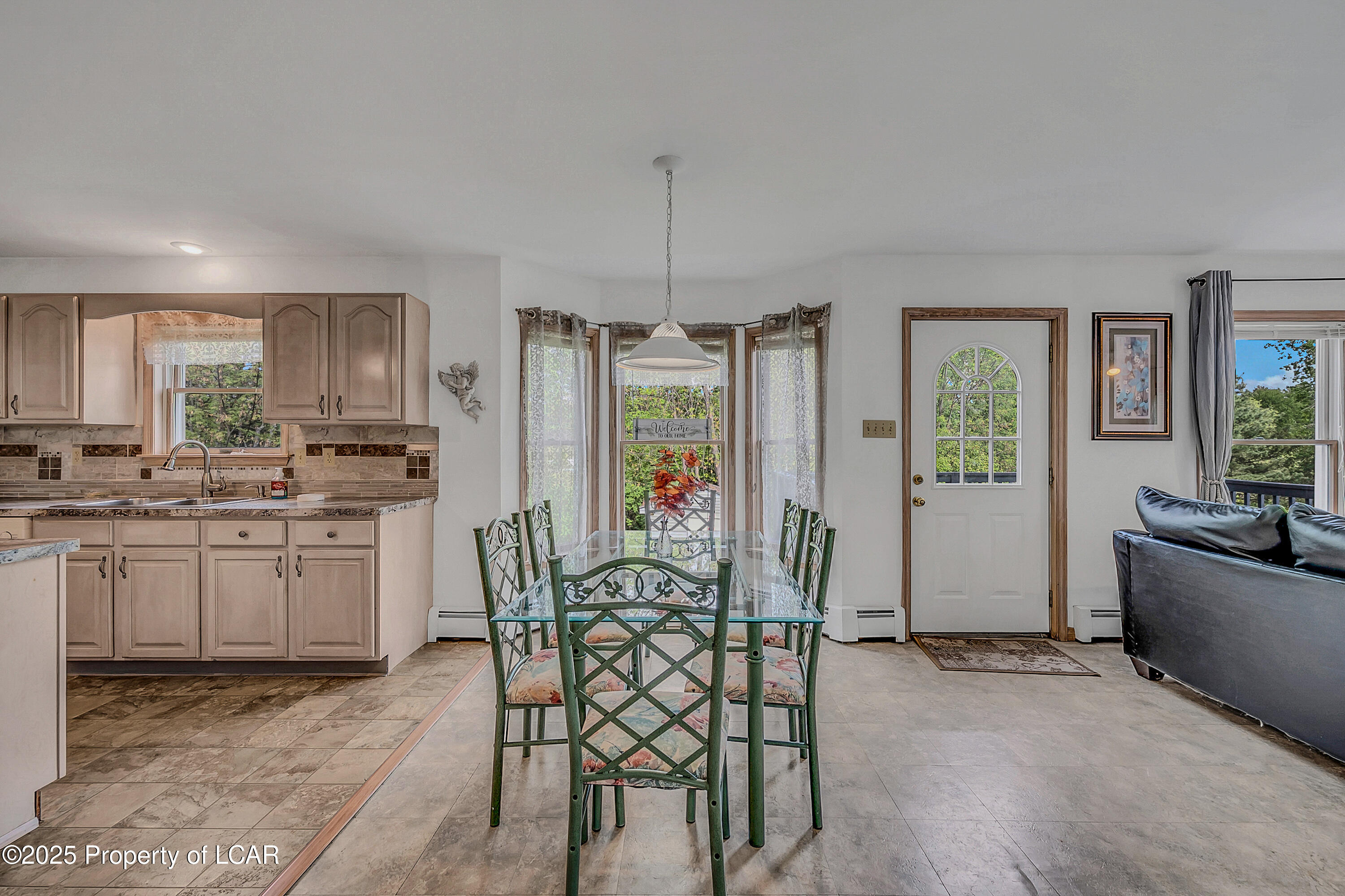 288 Terrace Avenue, Trucksville, Idaho image 14