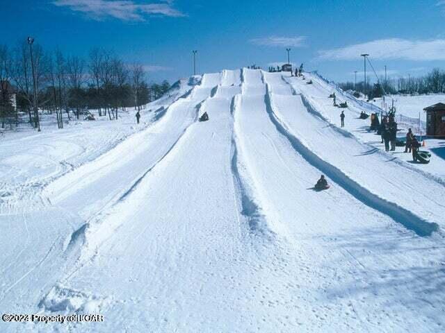 Turnberry Lane, Hazleton, Pennsylvania image 16