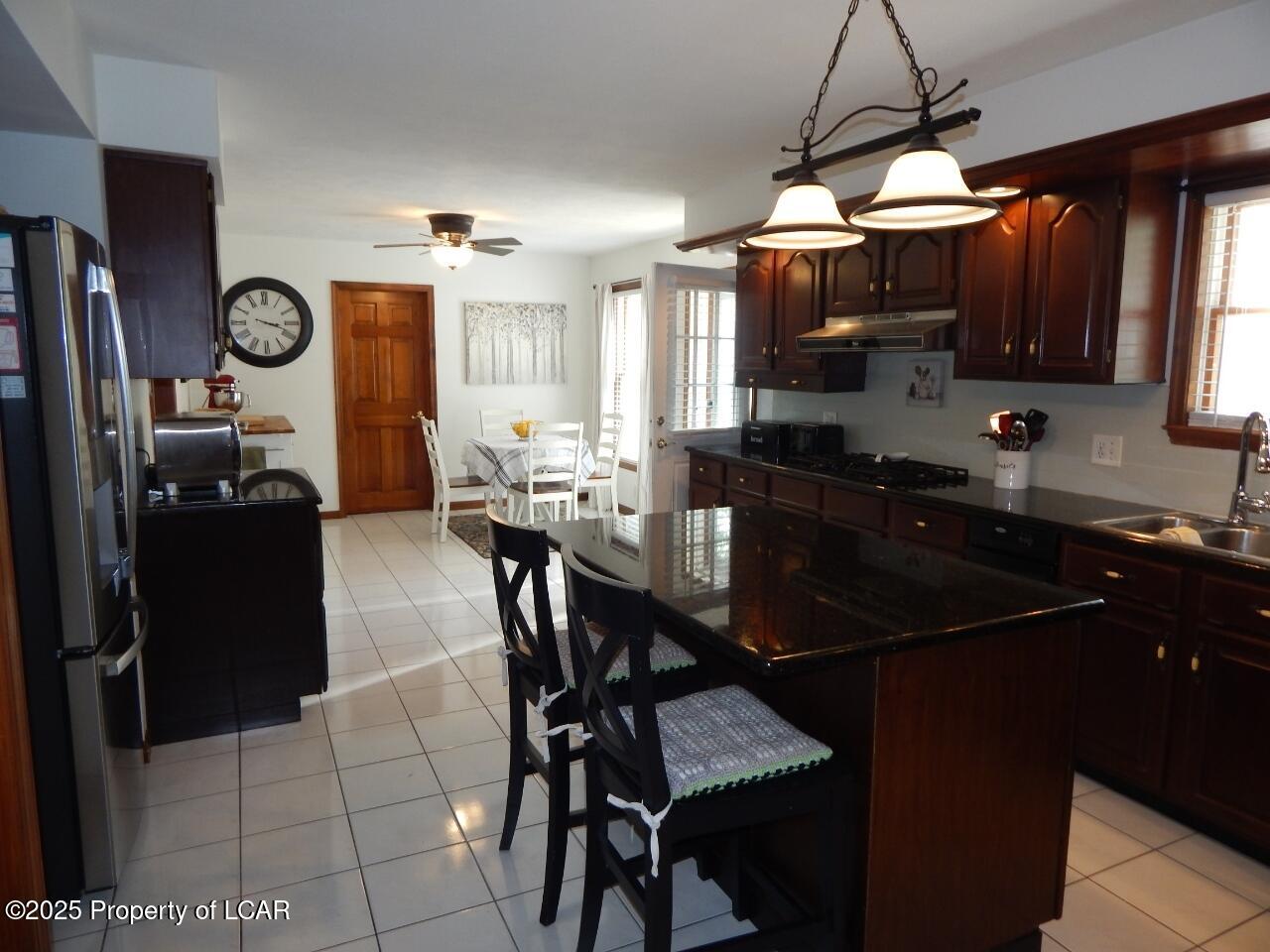 6 Kings Court, Nanticoke, Texas image 12