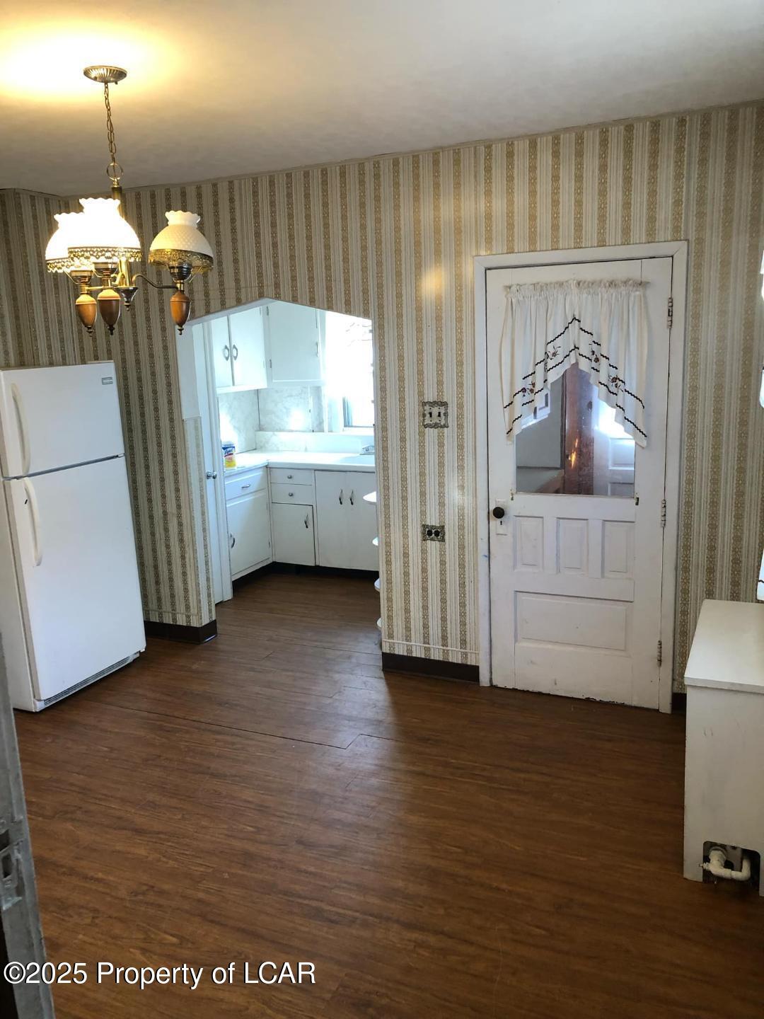 458 South Street, Freeland, Texas image 6