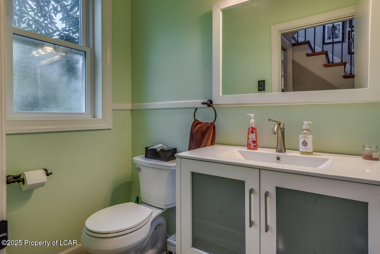620 Charles Avenue, Kingston, Idaho image 14