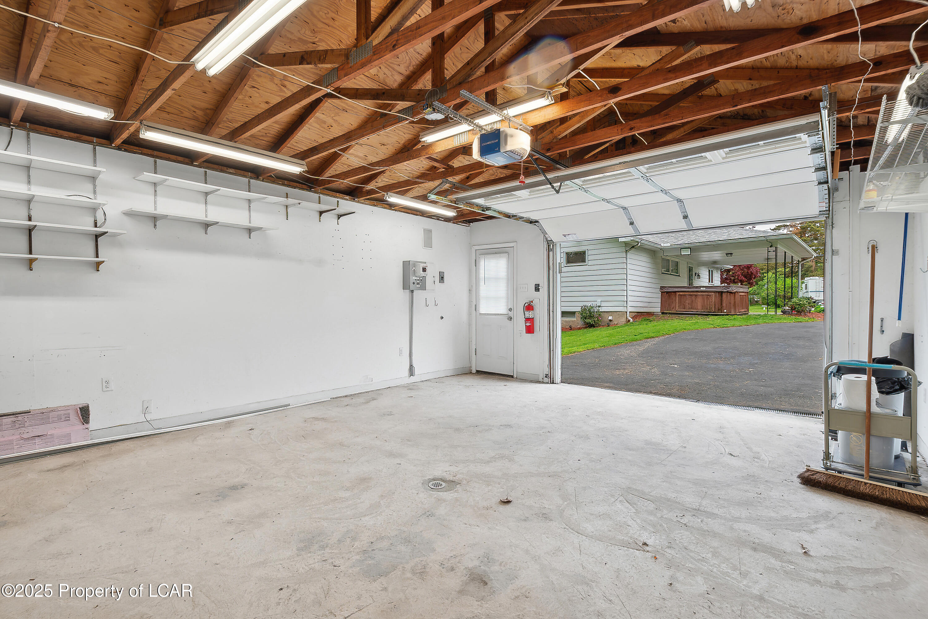 1343 N Spruce Street, Pittston Twp., Texas image 7