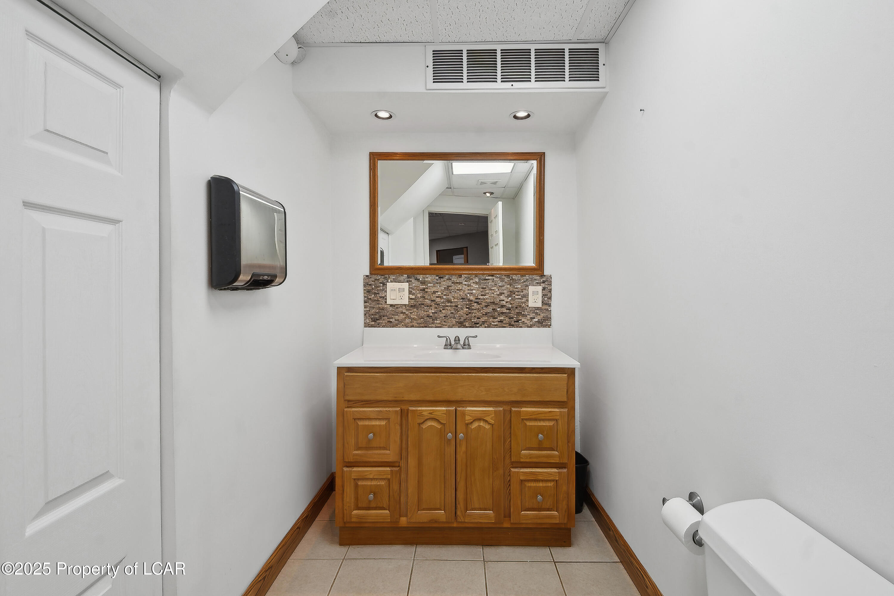 1343 N Spruce Street, Pittston Twp., Texas image 27