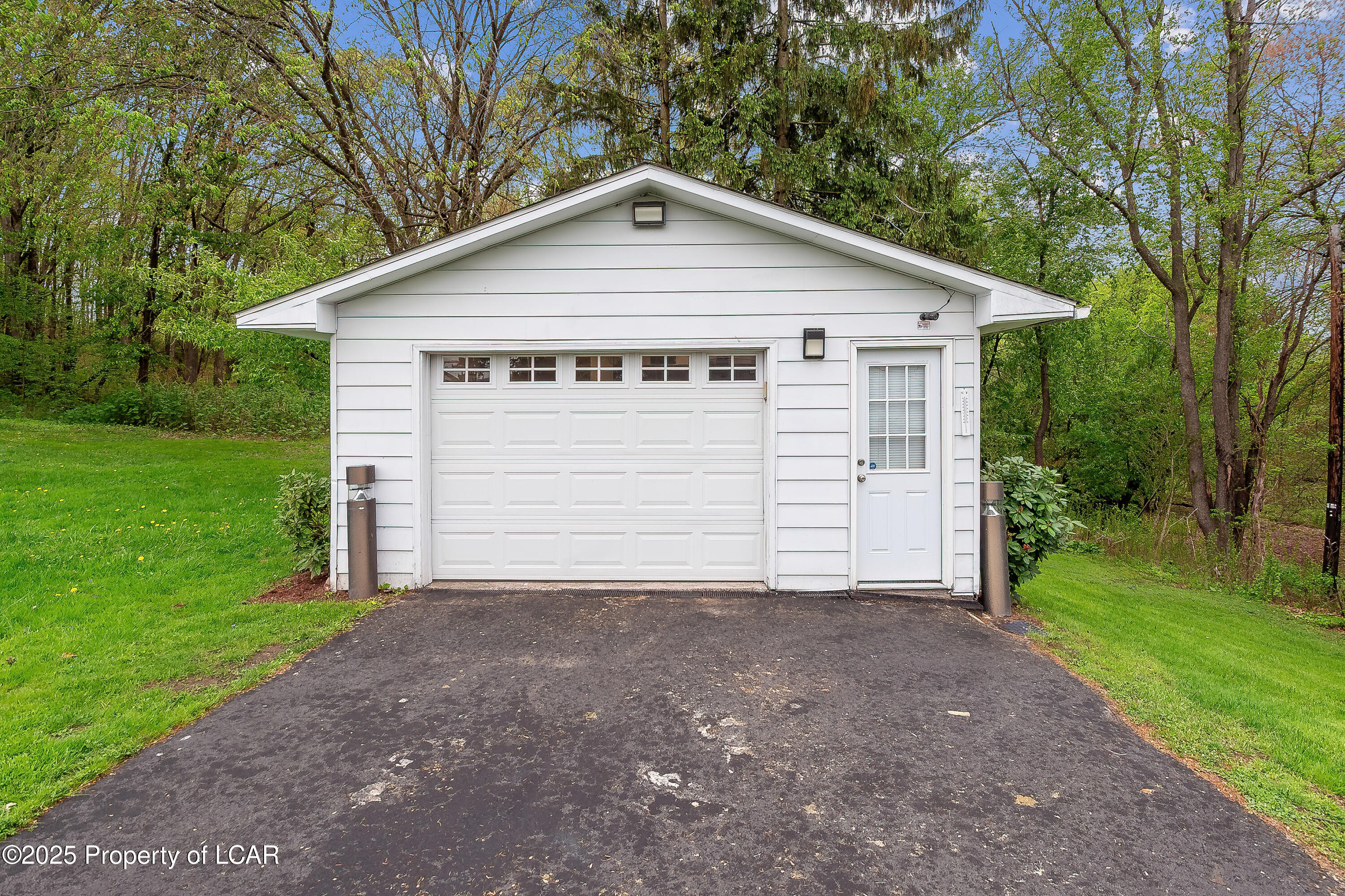 1343 N Spruce Street, Pittston Twp., Texas image 5