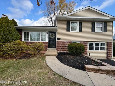 Homes For Sale - 605 Exton Road<br/> Hatboro, PA 19040