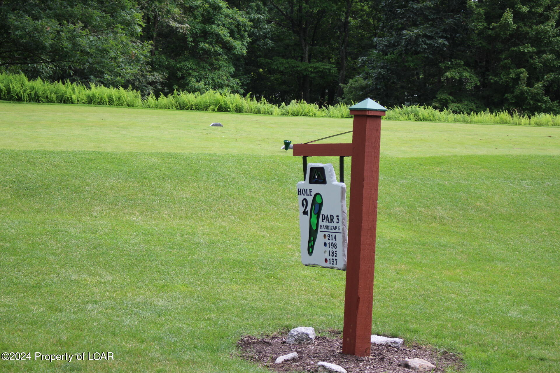 Shinnecock Hills Lane, Hazleton, Pennsylvania image 3