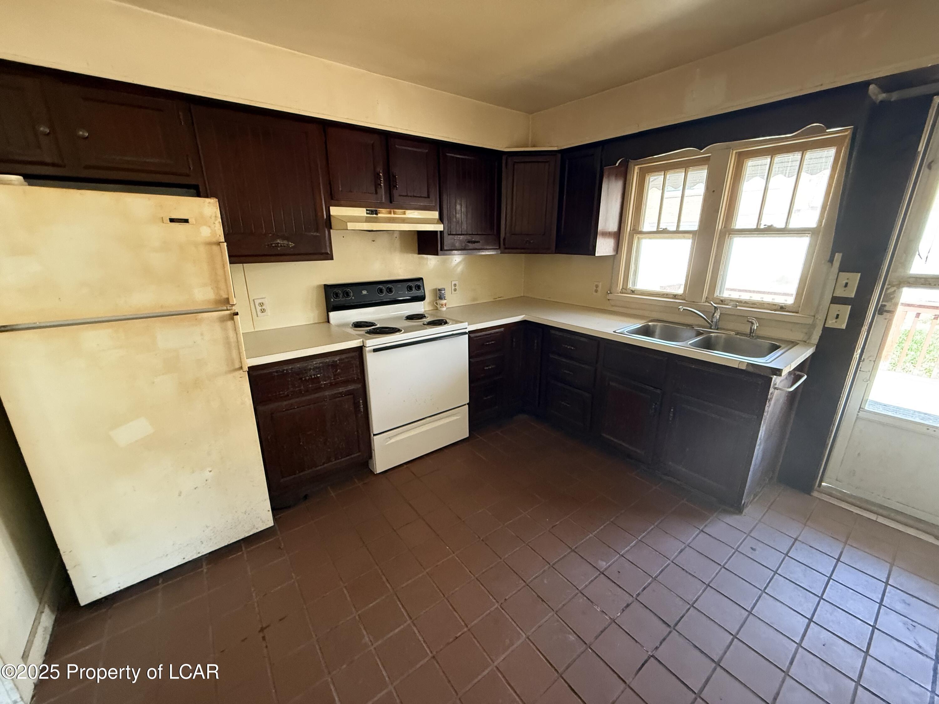 1451 Grasslands Road, Amarillo, Texas image 2
