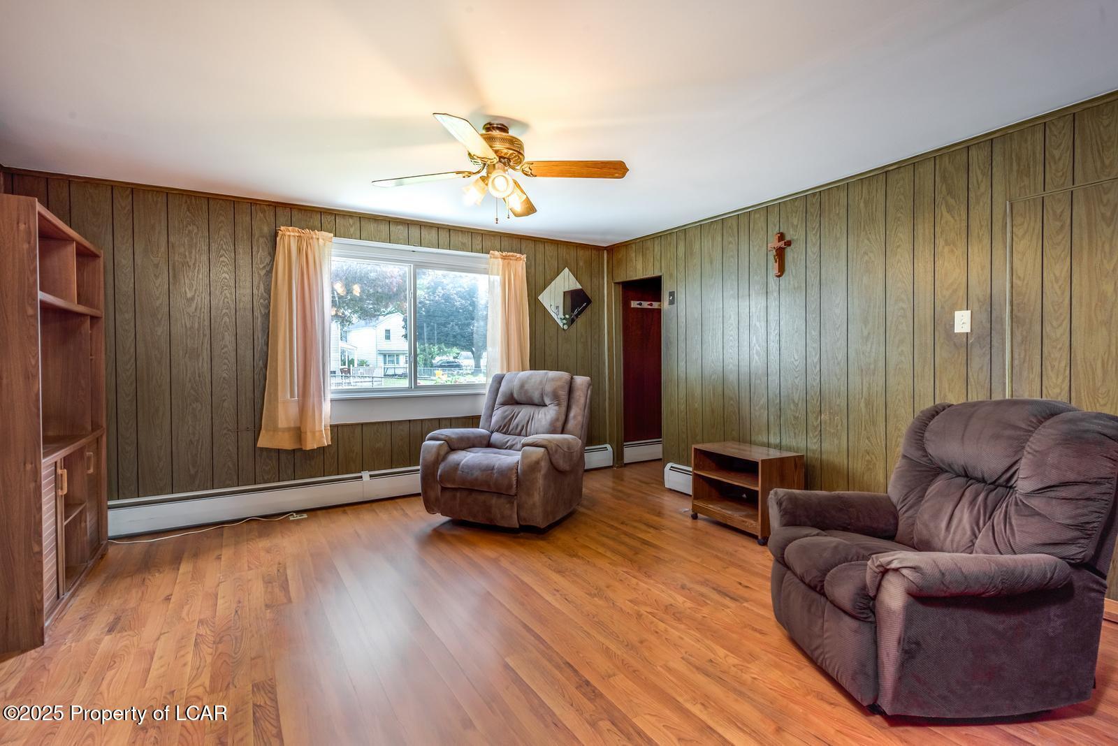 121 N Cedar Street, Exeter, Idaho image 4