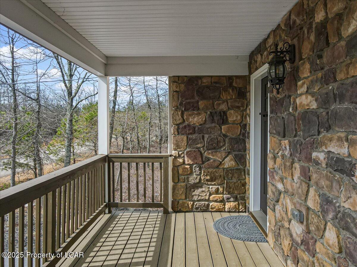 63800 20 Merion Drive Avenue, Hazle Twp, Alaska image 5