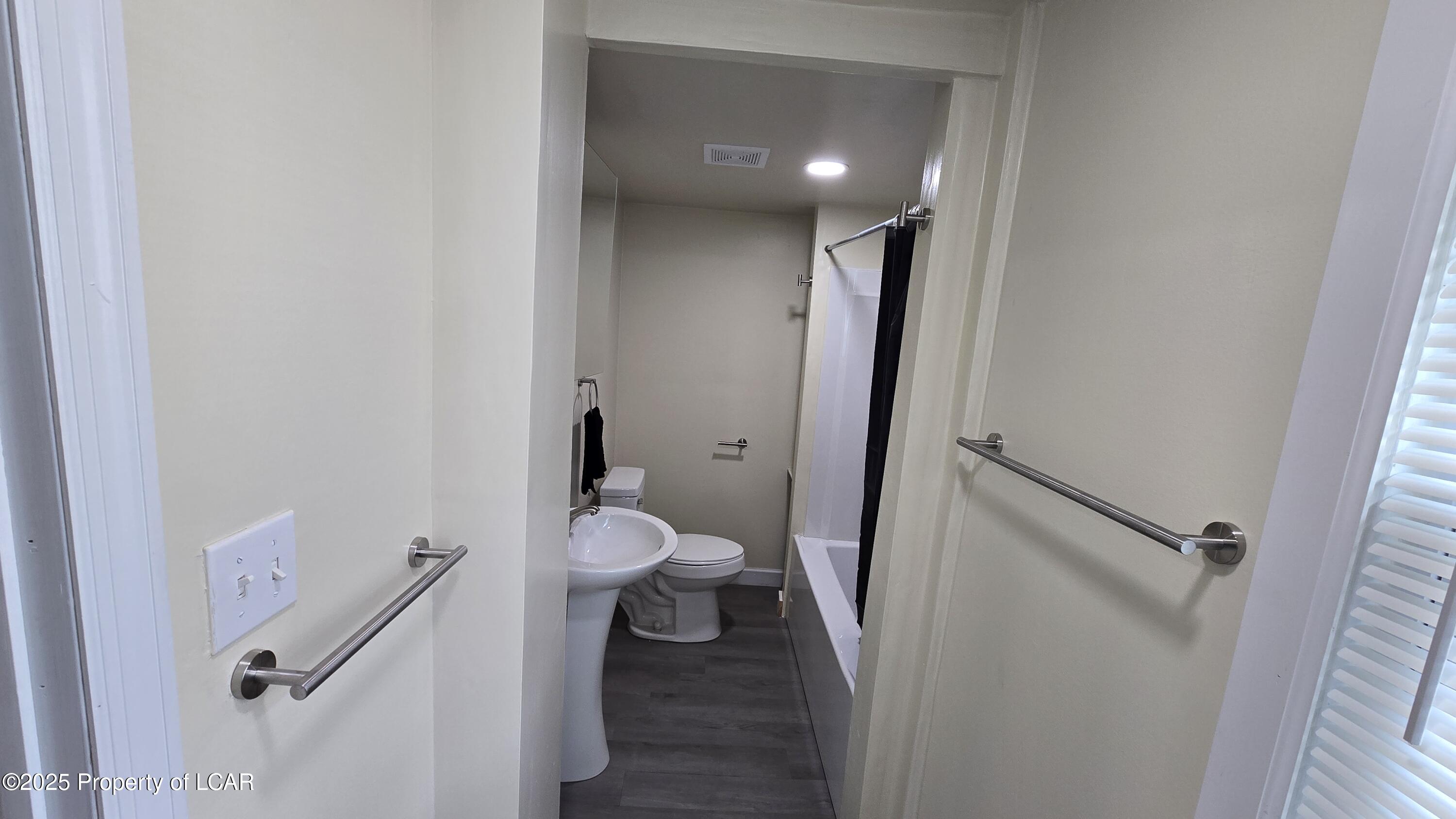 Shickshinny, Pennsylvania 18655, United States, 2 Bedrooms Bedrooms, ,1 BathroomBathrooms,Residential,Active,104160