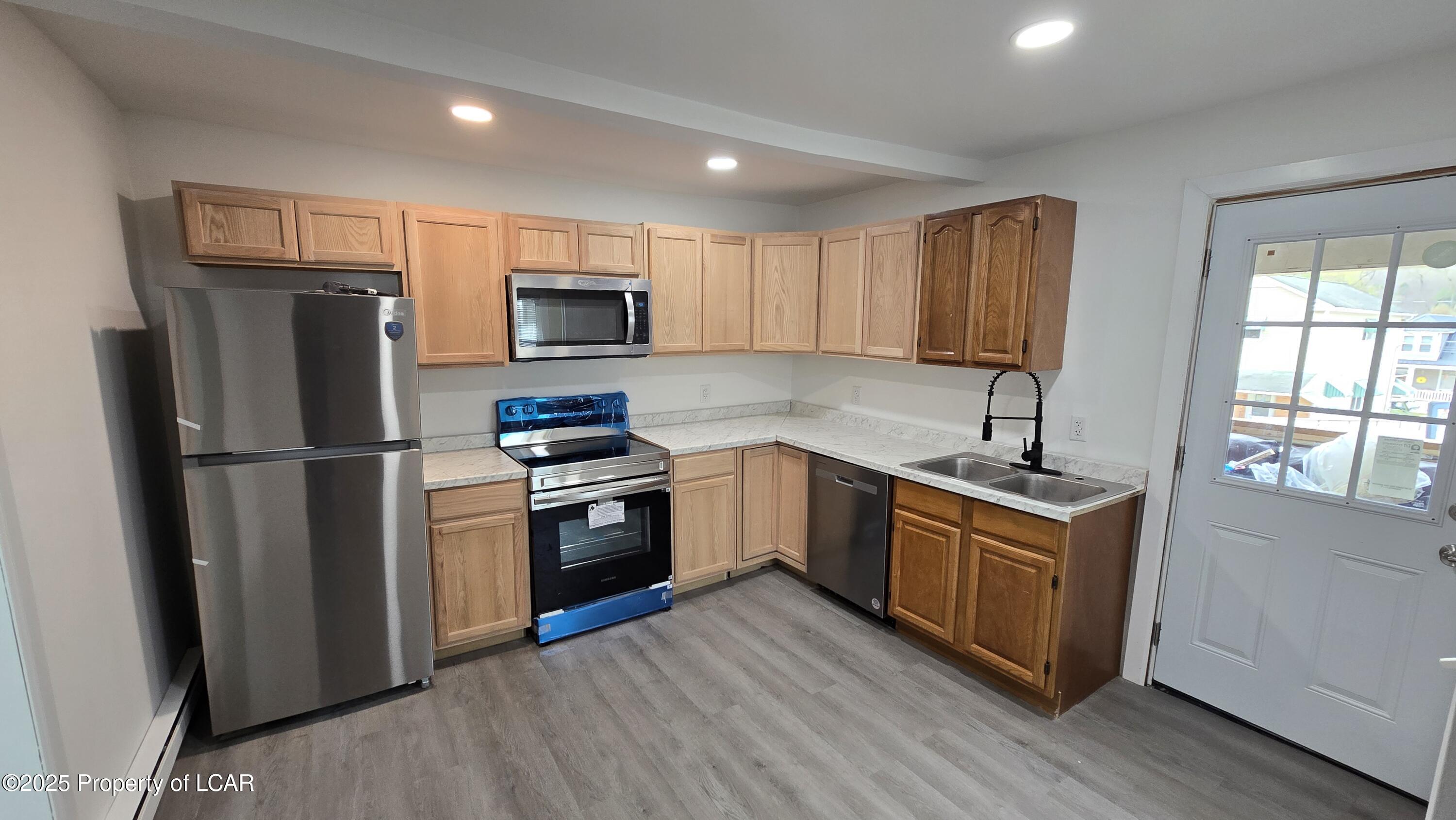 Shickshinny, Pennsylvania 18655, United States, 2 Bedrooms Bedrooms, ,1 BathroomBathrooms,Residential,Active,104160