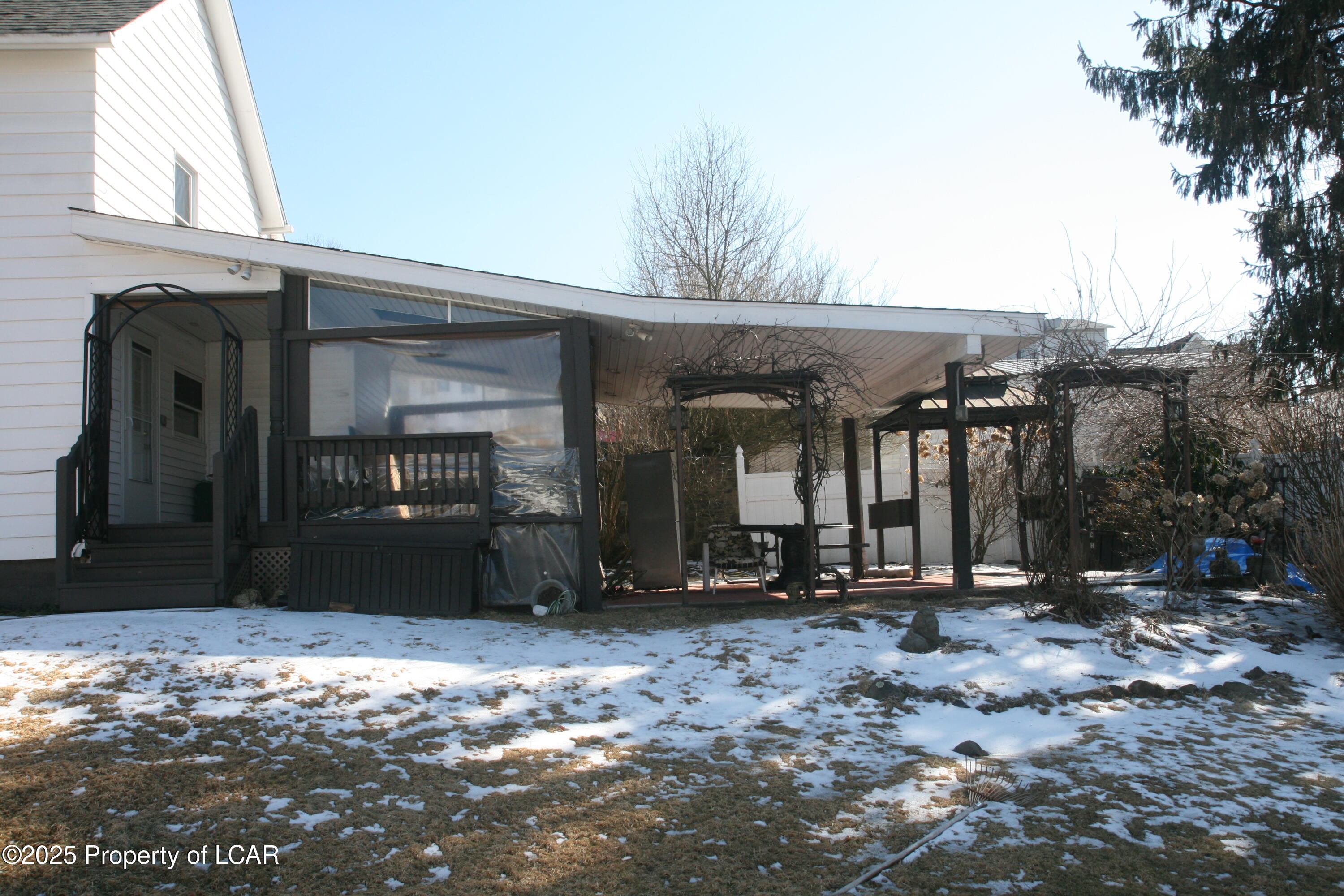 203 Maple Street, Trucksville, Idaho image 4