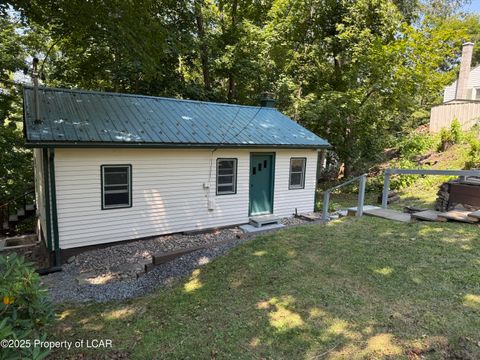 Homes For Sale - 1 Sullivan Street<br/> Tunkhannock, PA 18657