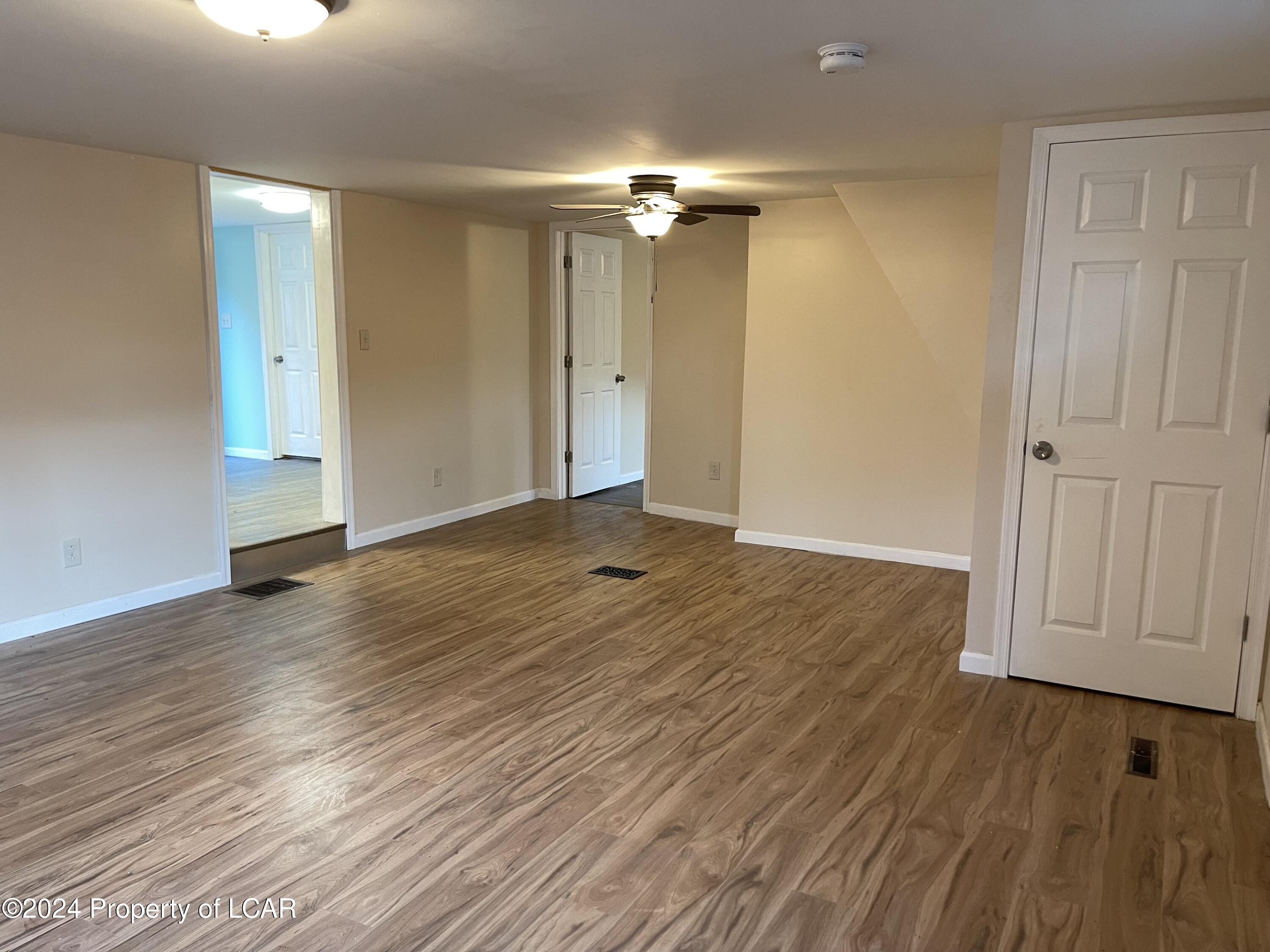 401 S Millville Road, Bloomsburg, Pennsylvania image 10