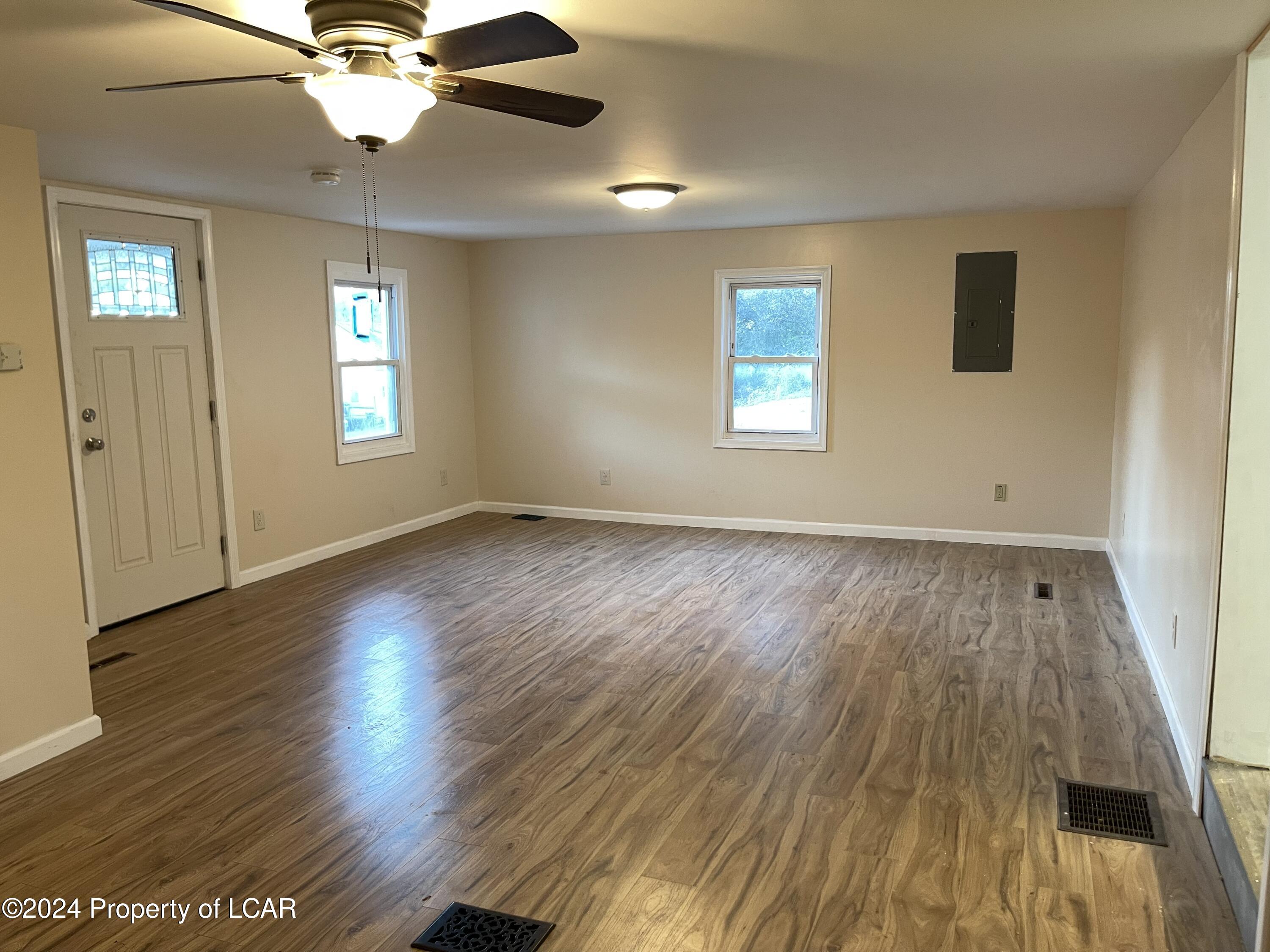 401 S Millville Road, Bloomsburg, Pennsylvania image 8