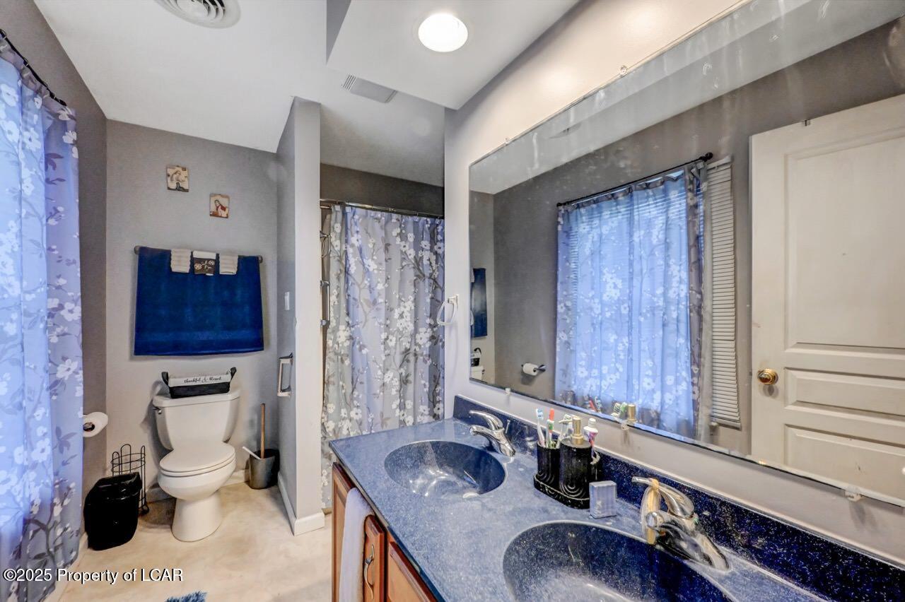 211 N Davenport Street, Dallas, Idaho image 34