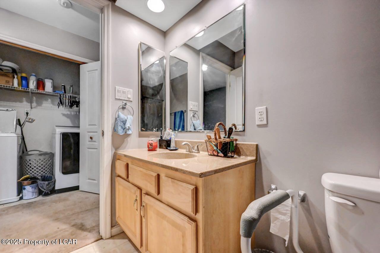 211 N Davenport Street, Dallas, Idaho image 39