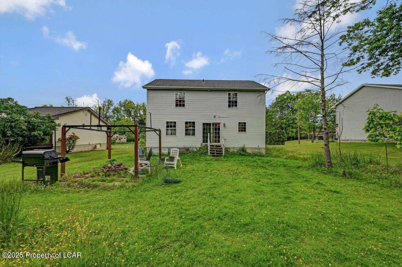 211 N Davenport Street, Dallas, Idaho image 5