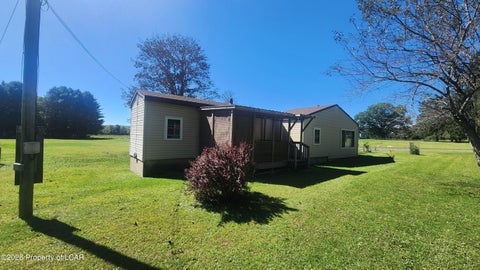 Mobile Home For Sale - 1053 New Hope Drive<br/> White Haven, PA 18661