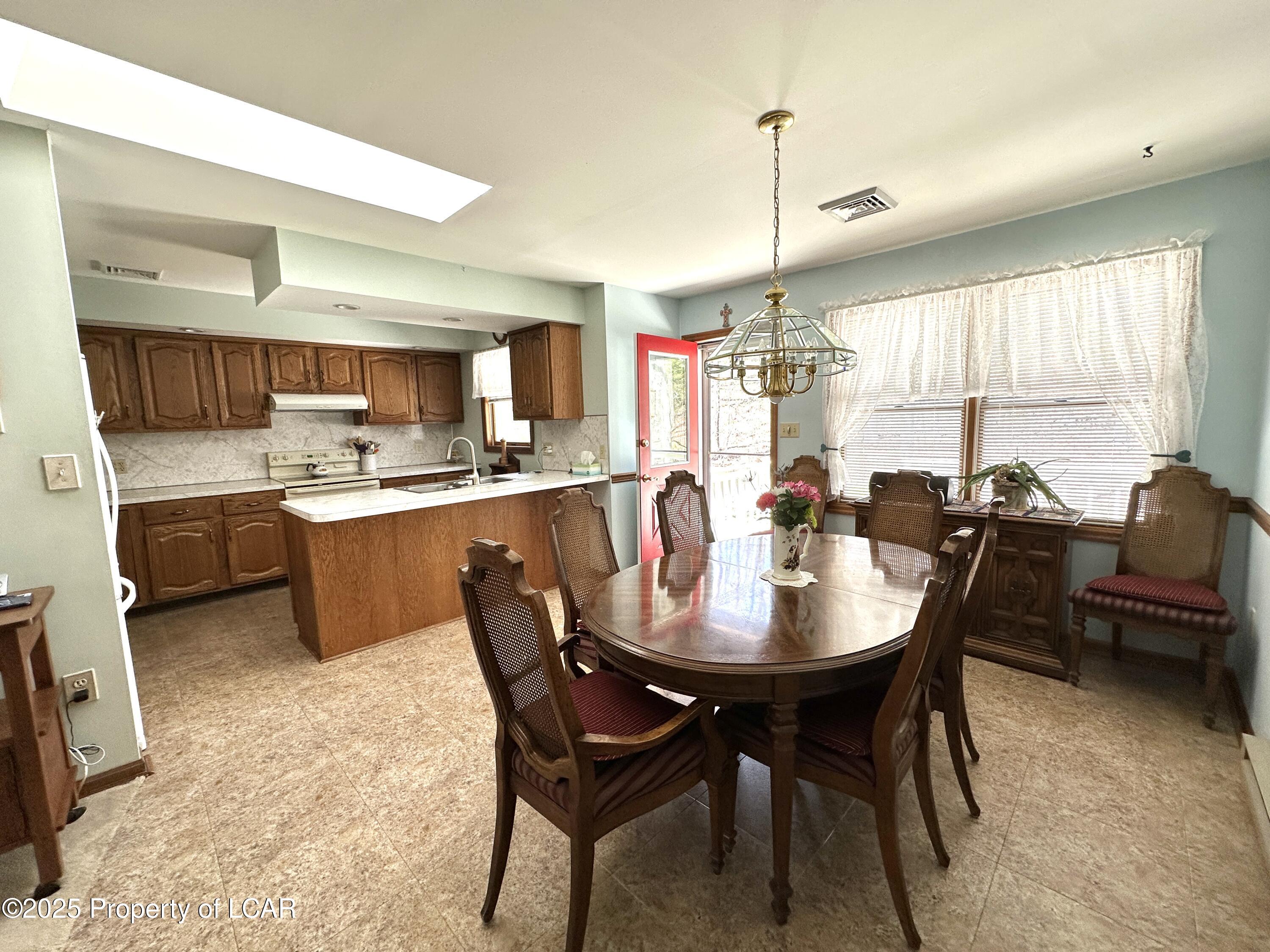 33 Woodmere Drive, Drums, Idaho image 4