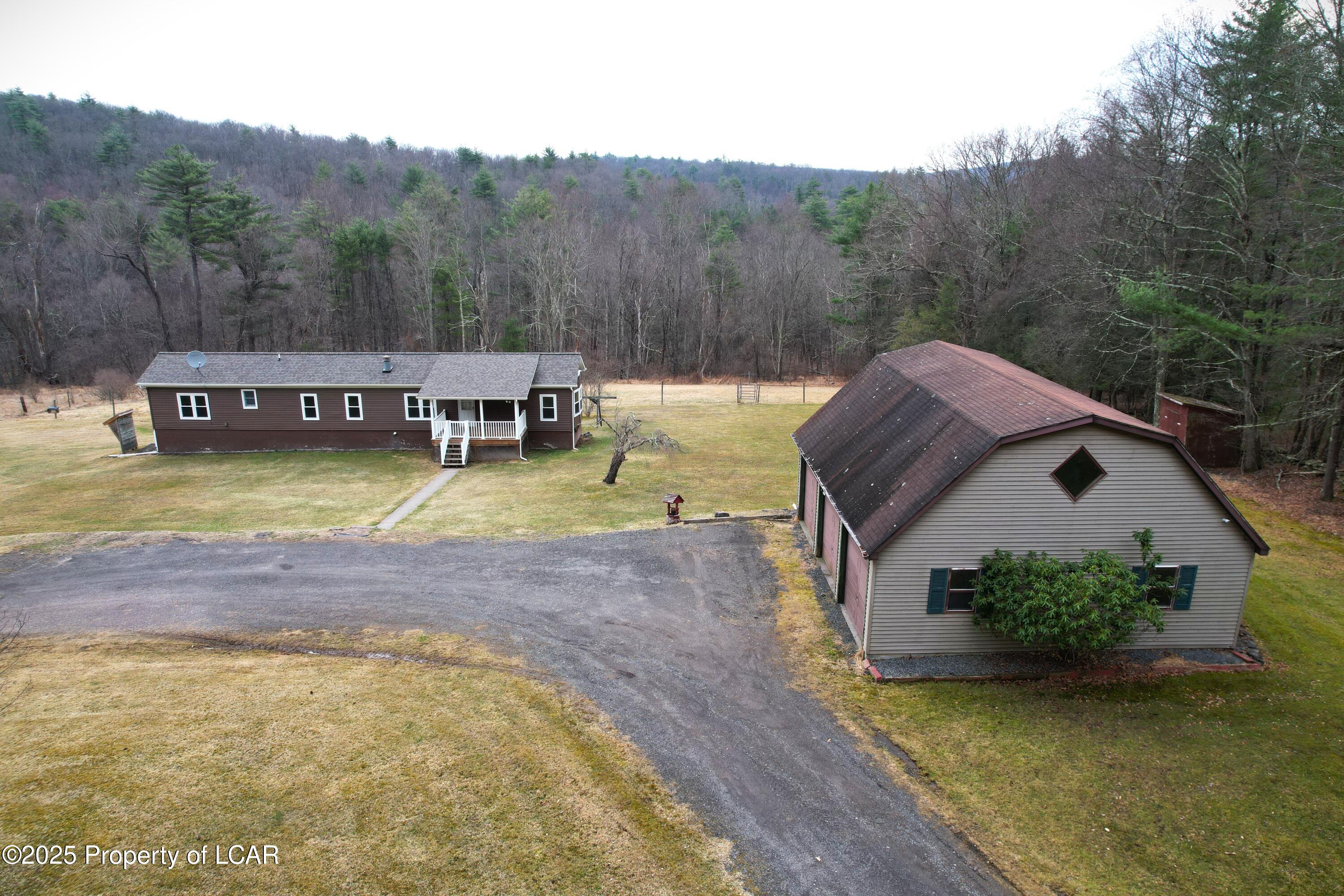 73 W Adams Drive, Hunlock Creek, Pennsylvania image 2