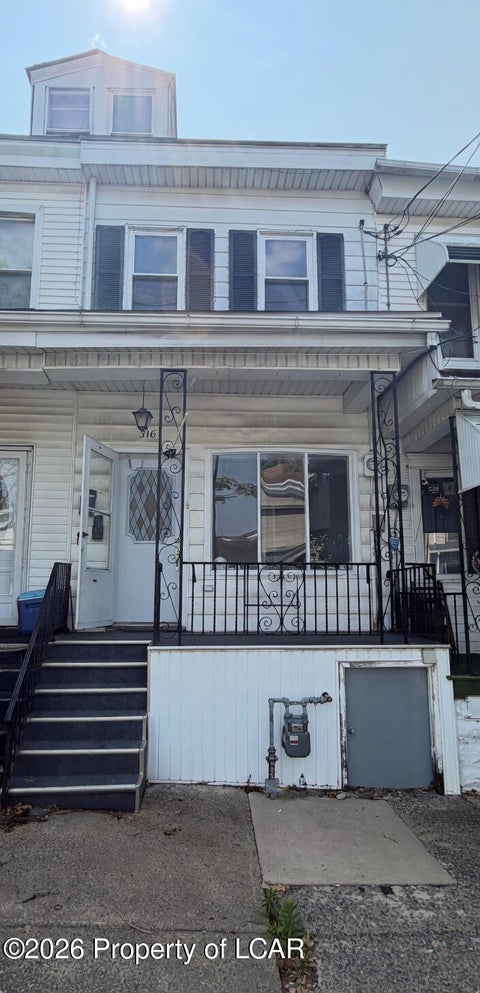 Homes For Rent - 316 Maple Street<br/> Mount Carmel, PA 17851