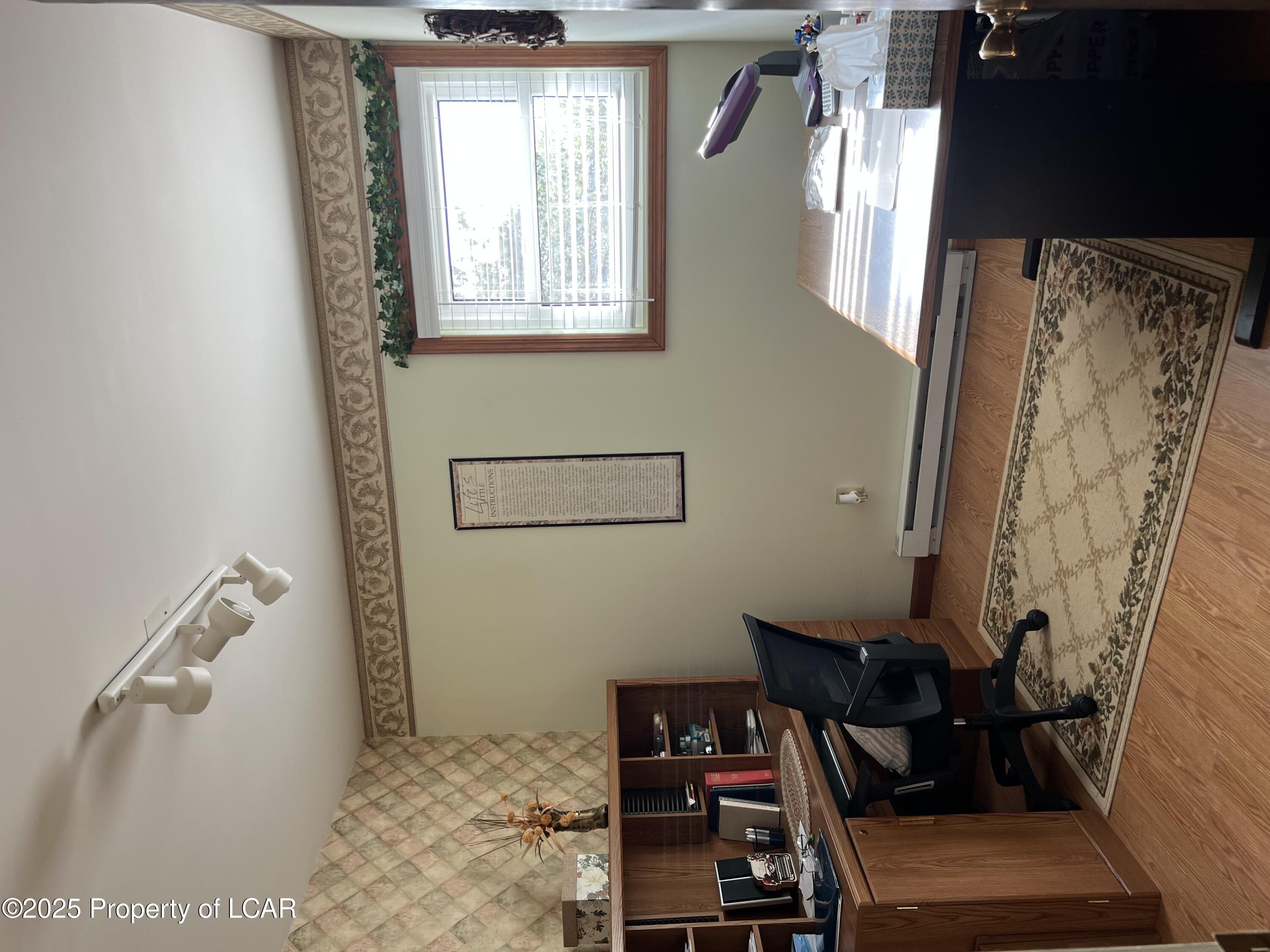 756 Garibaldi Court, Hazleton, Idaho image 12