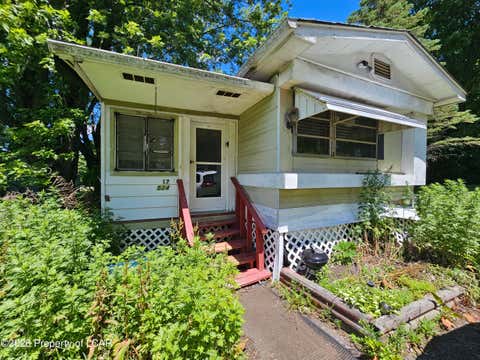 Mobile Home For Sale - 524 Hilltop Drive<br/> Luzerne County, Dallas, PA 18612