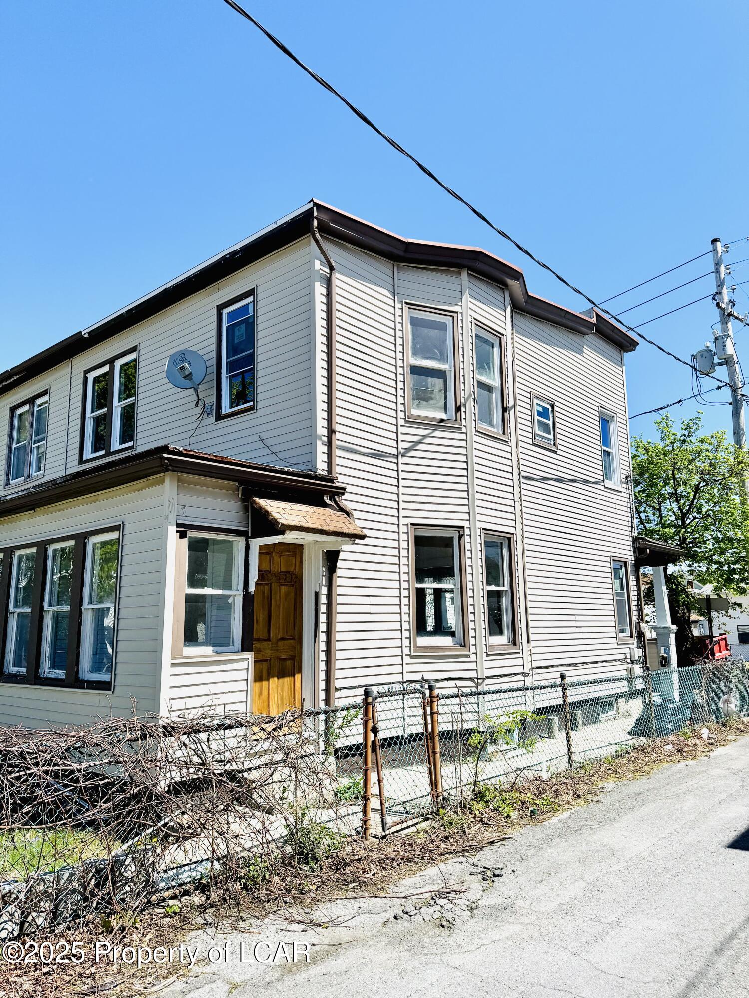 216 Oak Street, Summit Hill, Texas image 1