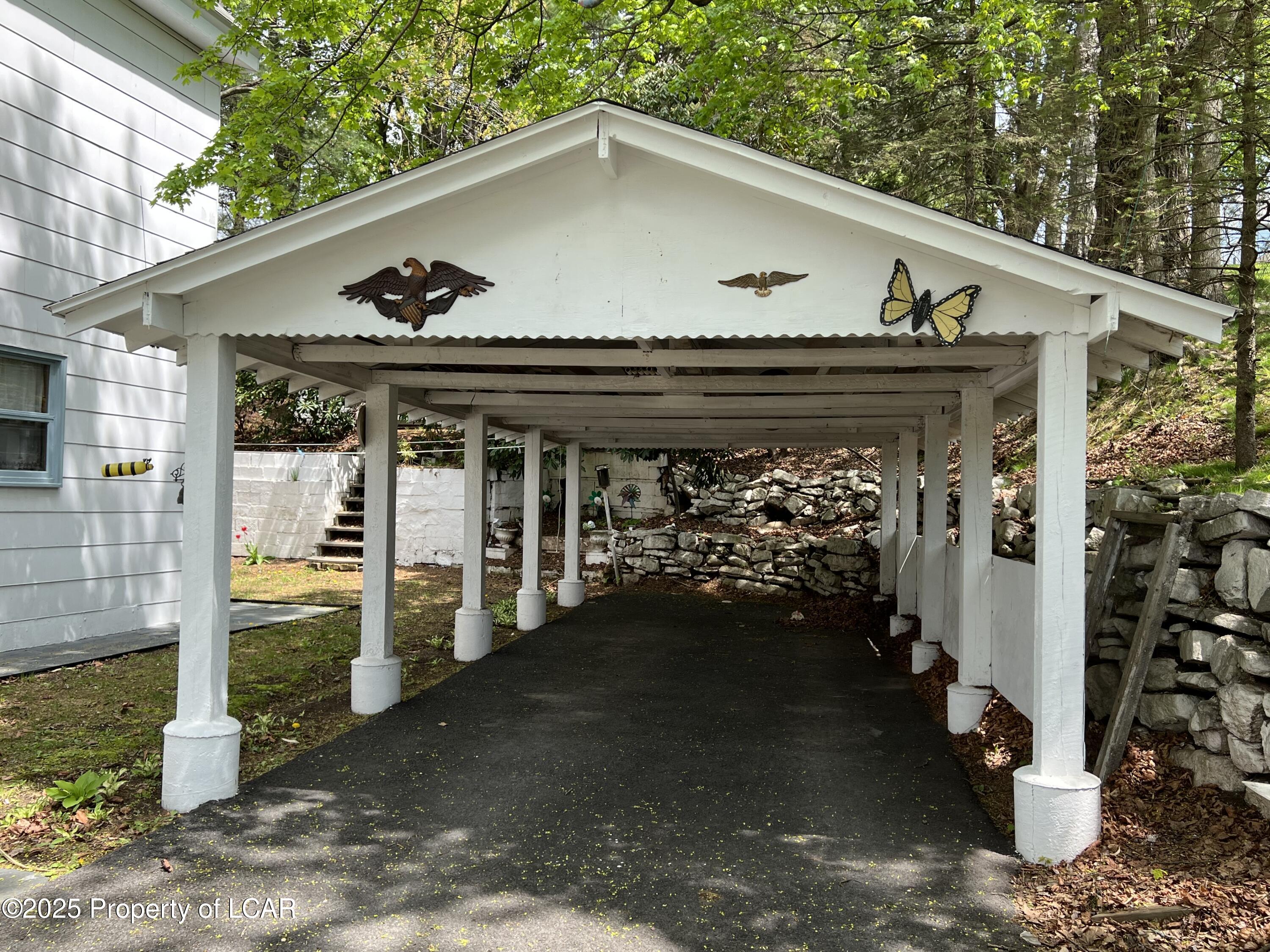 333 Carbon Street, Weatherly, Pennsylvania image 3