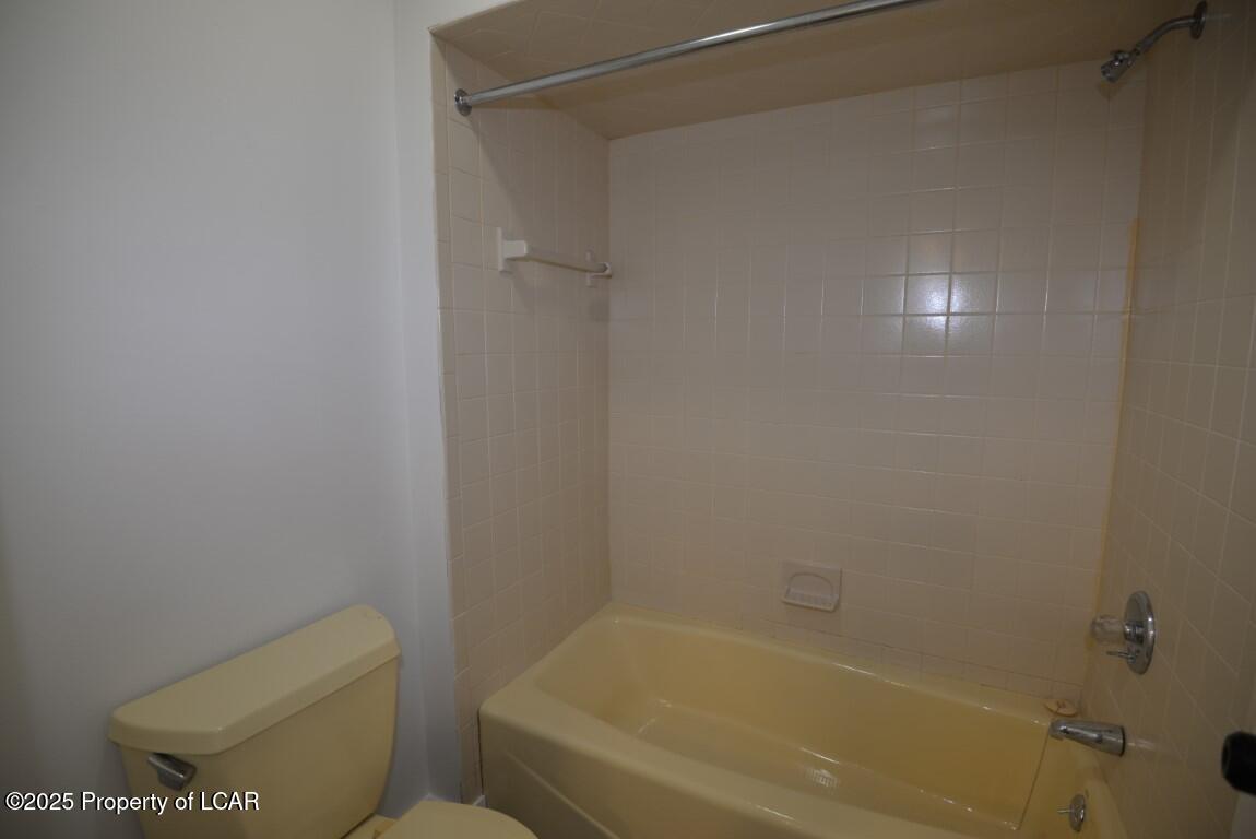 7 S Longmeadow Lane, Mountain Top, Pennsylvania image 20