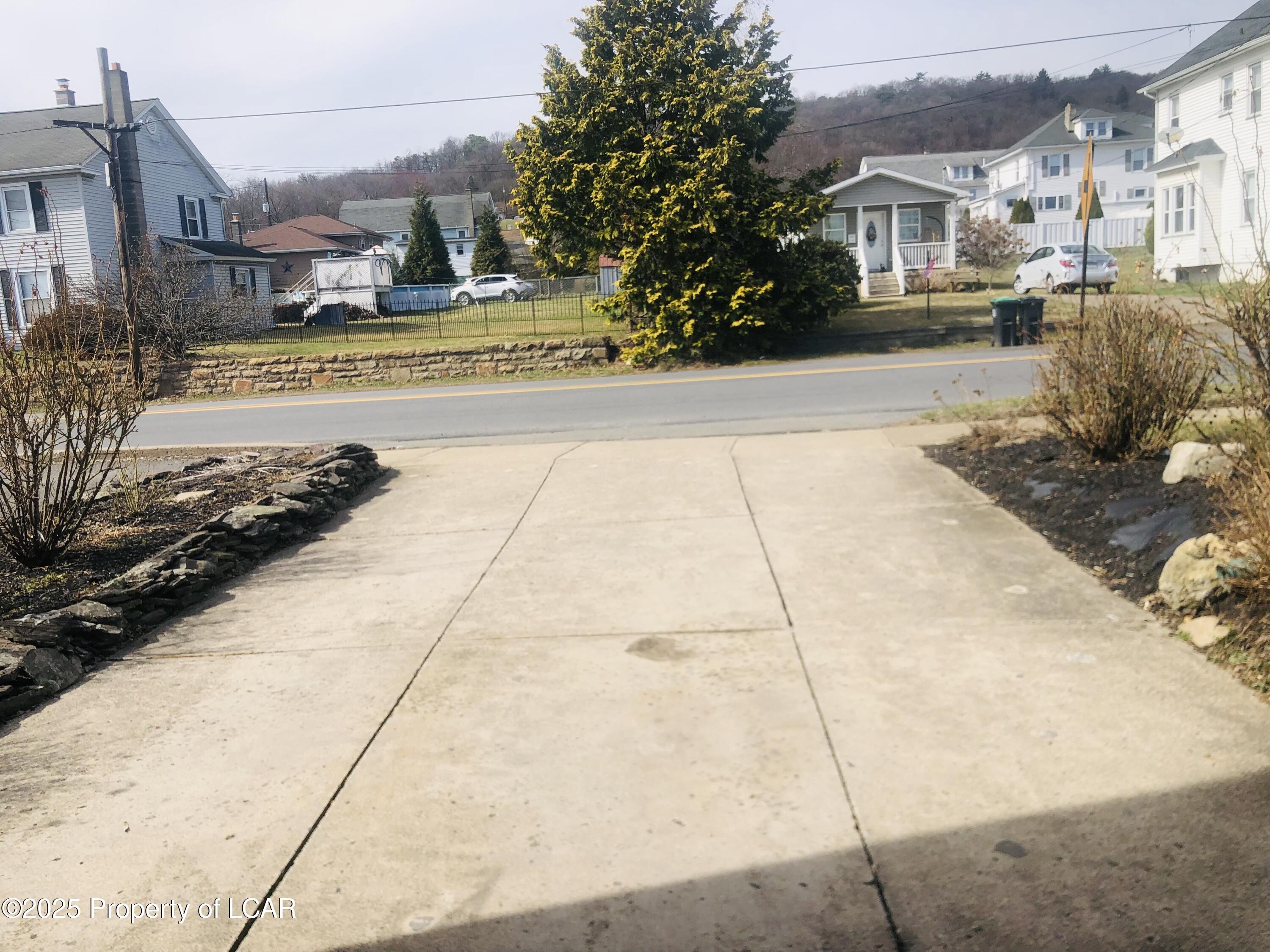 111 Kelly Street, Luzerne, Pennsylvania image 12