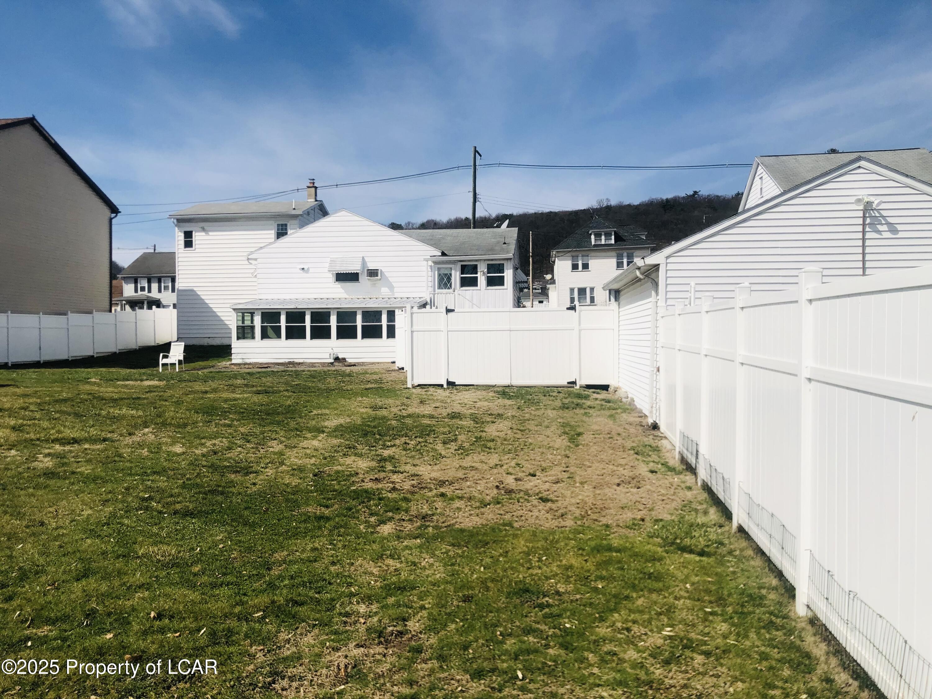 111 Kelly Street, Luzerne, Pennsylvania image 8