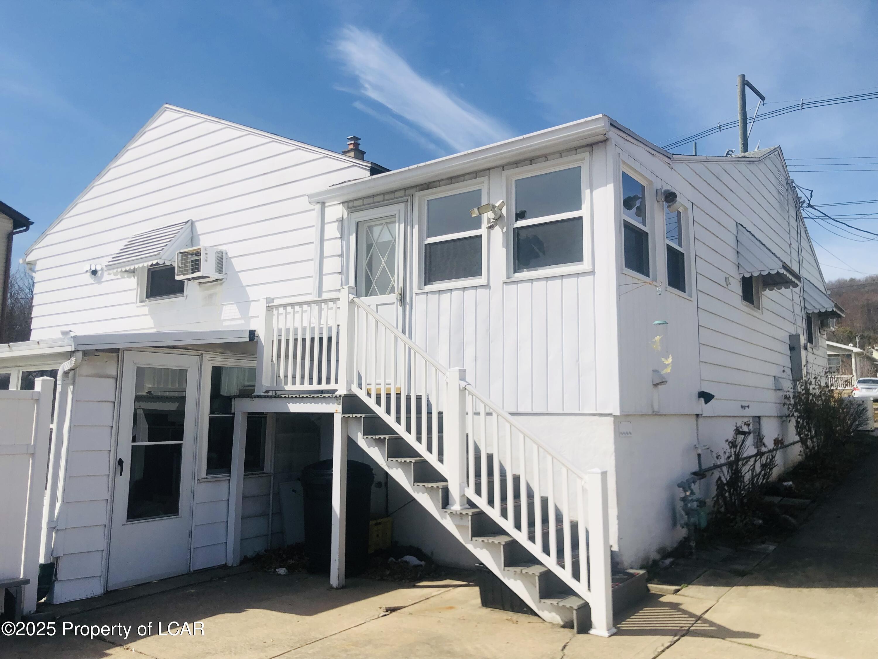 111 Kelly Street, Luzerne, Pennsylvania image 6