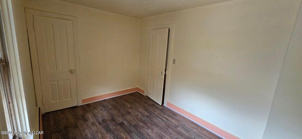 Edwardsville, Pennsylvania 18704, United States, 6 Bedrooms Bedrooms, ,2 BathroomsBathrooms,Residential,Pending,31470