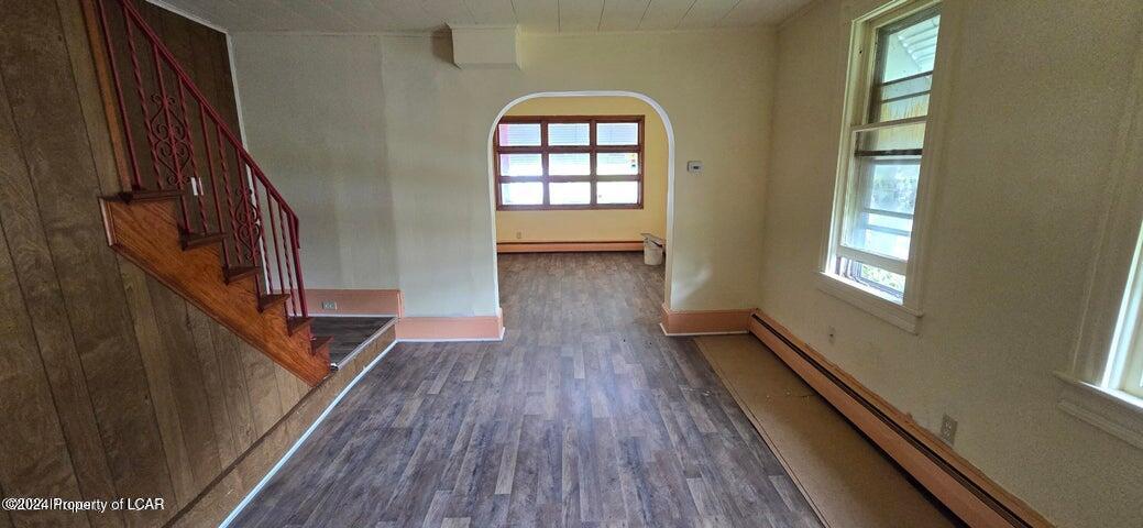 Edwardsville, Pennsylvania 18704, United States, 6 Bedrooms Bedrooms, ,2 BathroomsBathrooms,Residential,Pending,31470