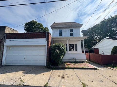 Homes For Sale - 36 1st St<br/> Hazleton, PA 18201