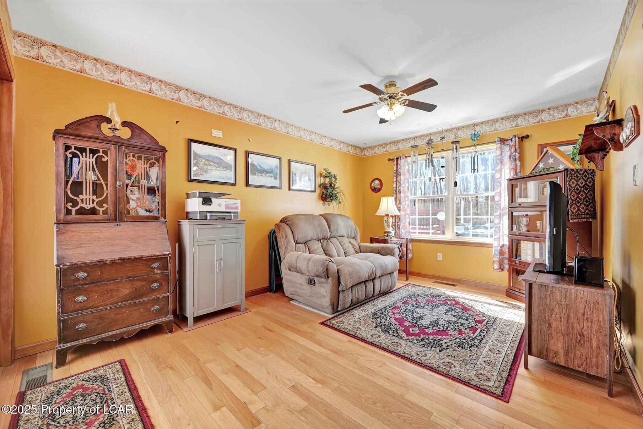 650 E Golf Road, Tamaqua, Pennsylvania image 21