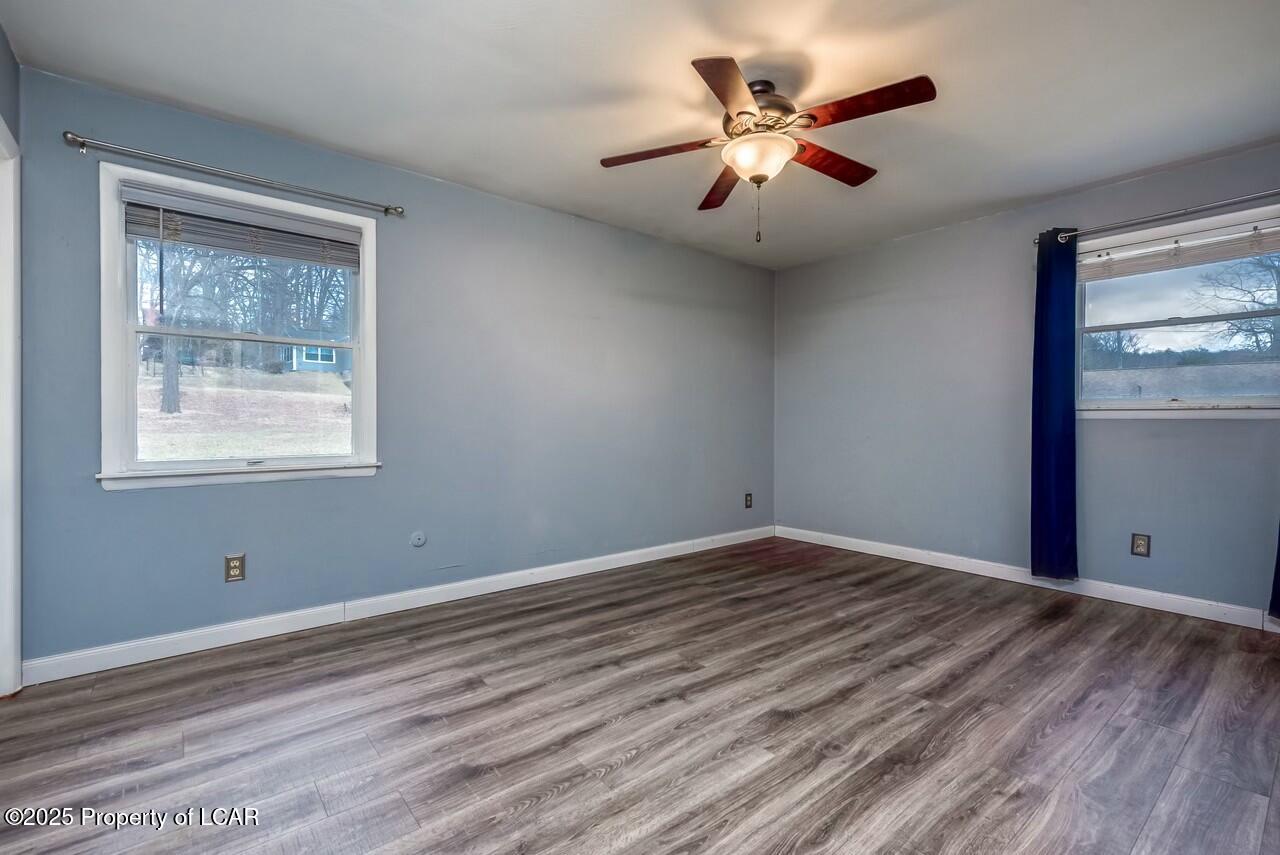 40 S Center Street, Shavertown, Texas image 11