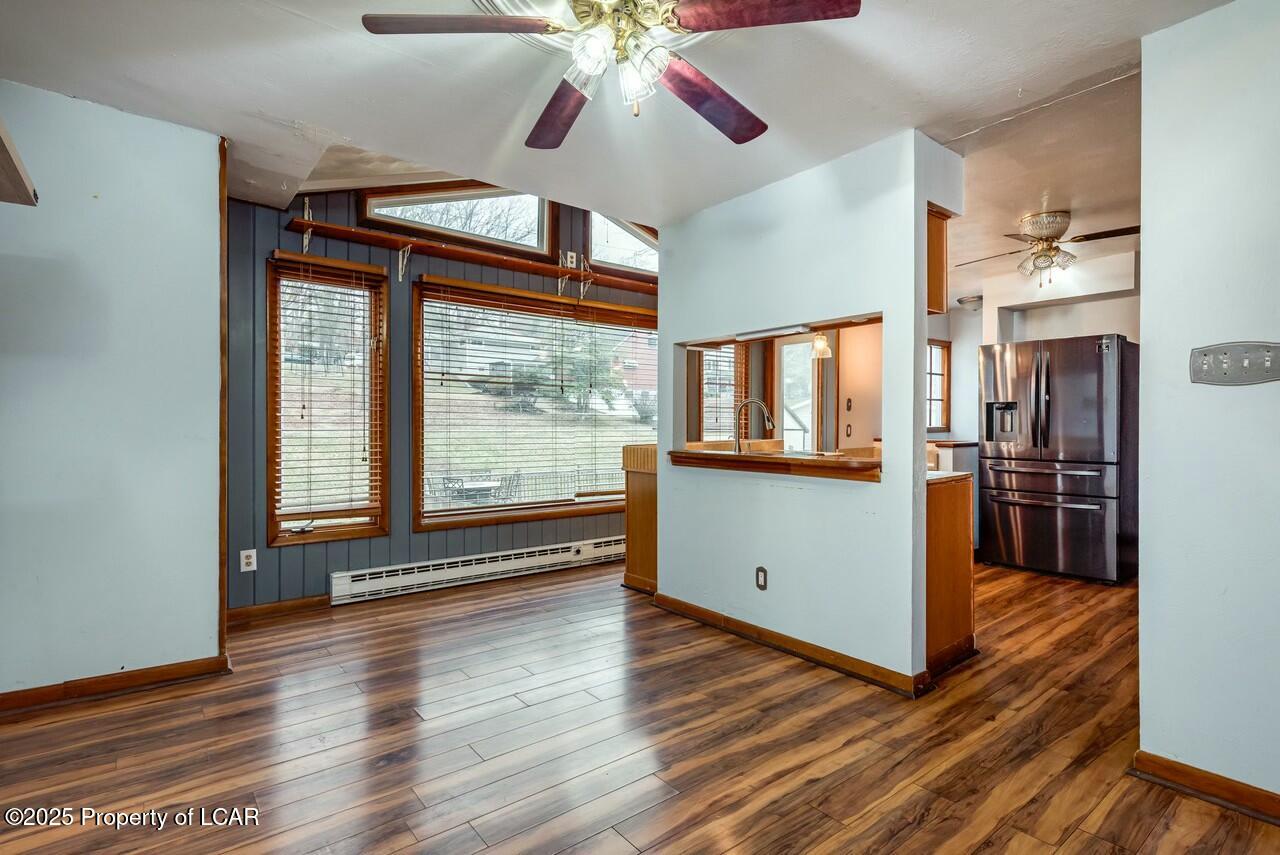 40 S Center Street, Shavertown, Texas image 5